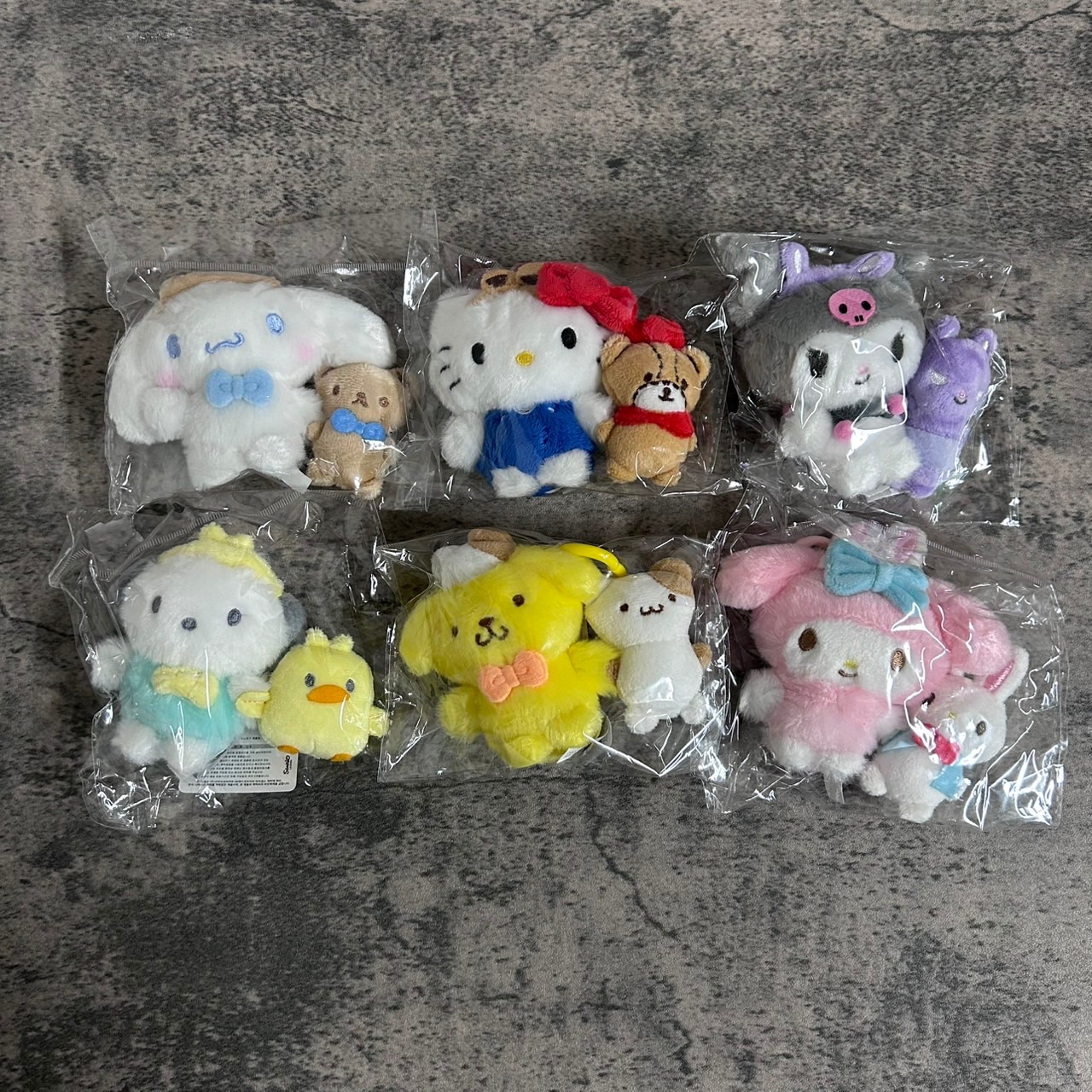 【現貨】韓國三麗鷗手牽手玩偶吊飾🙌🏻