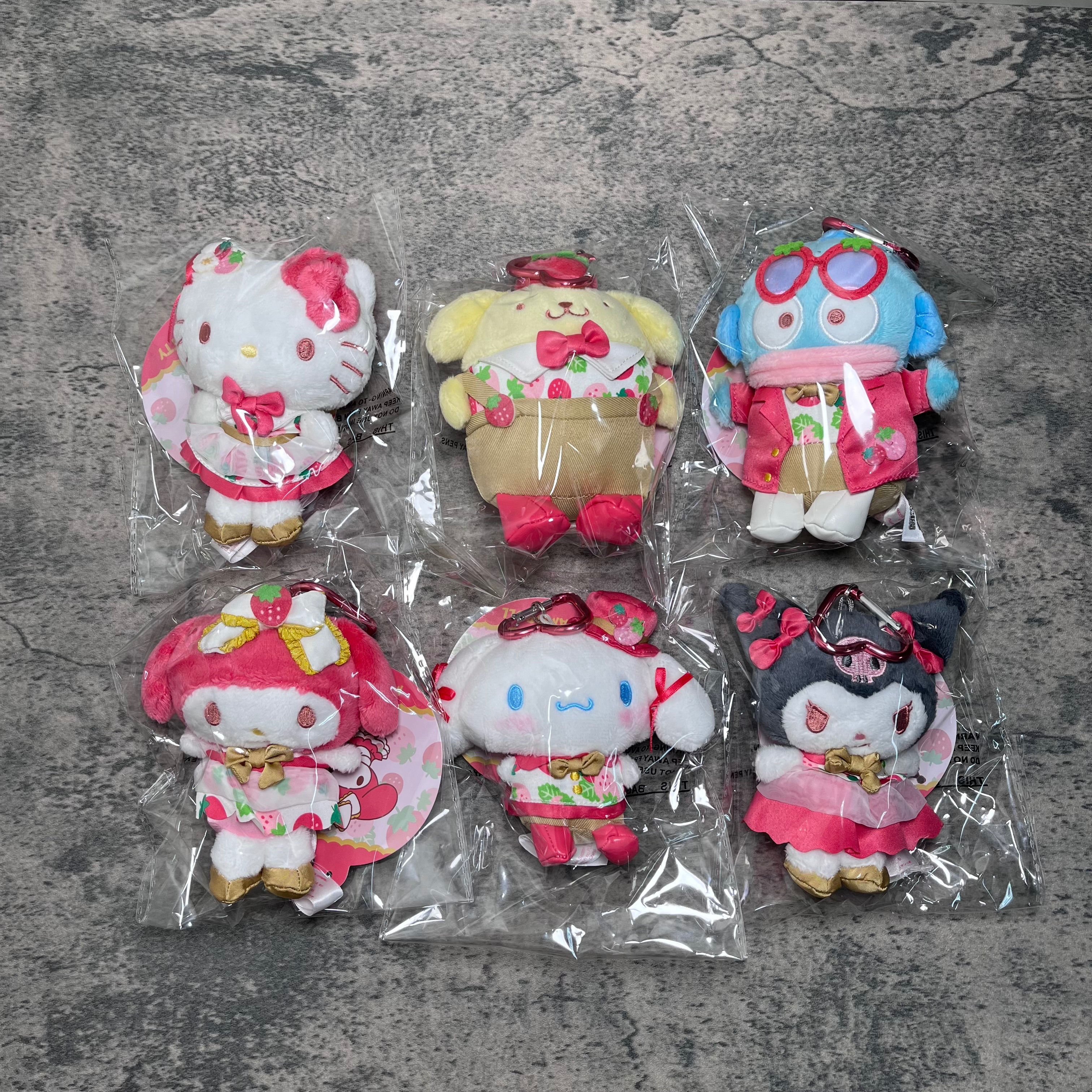 【現貨售完不補】日版草莓新聞50週年紀念吊飾🍓