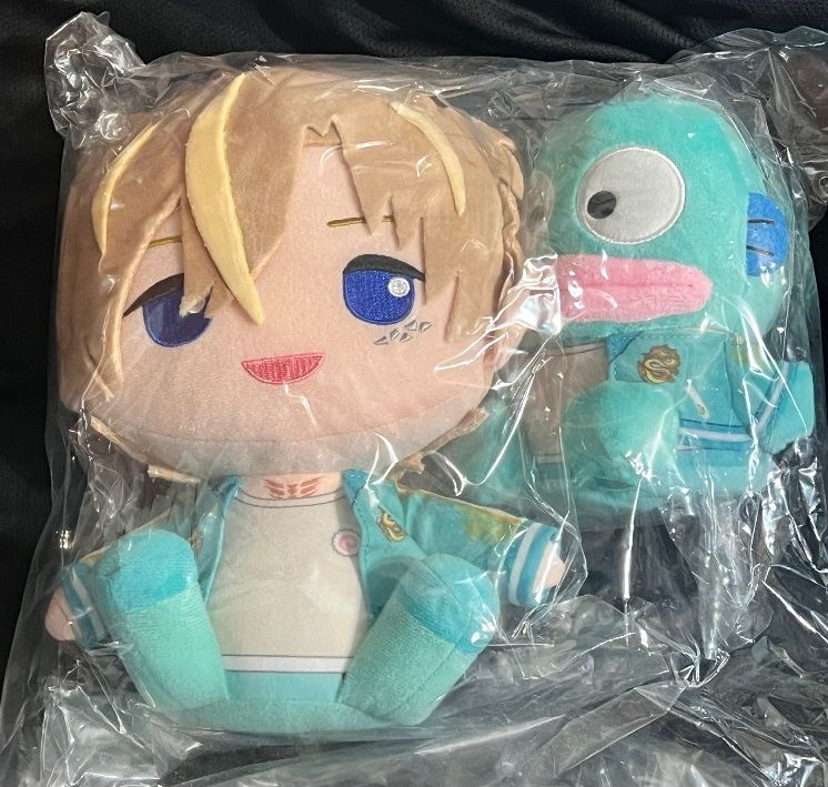 智生三麗鷗聯名娃娃