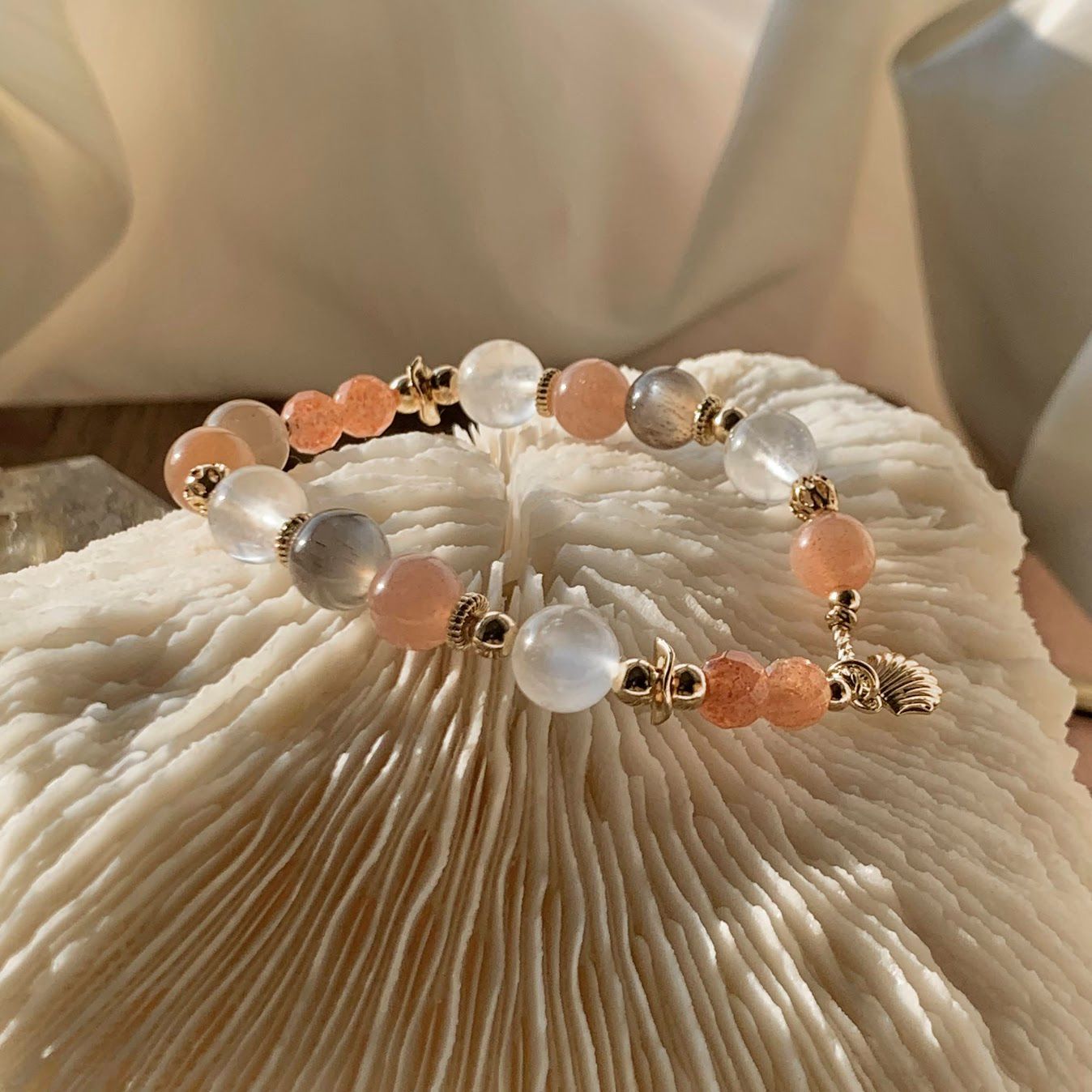 心中有愛花園系列-熱帶橙香/ 鑽切金太陽、黑金骨幹/ 訂製設計