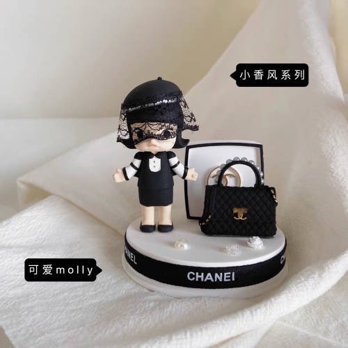 molly小香風汽車內飾擺件香薰香水車載中控臺裝飾用品擴香石禮物 ky19