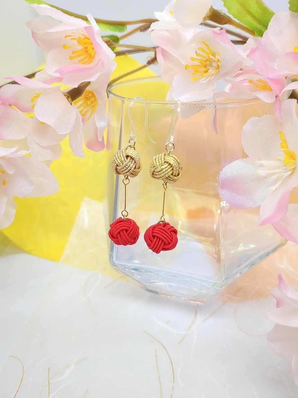 玉球結び 　赤金雙球