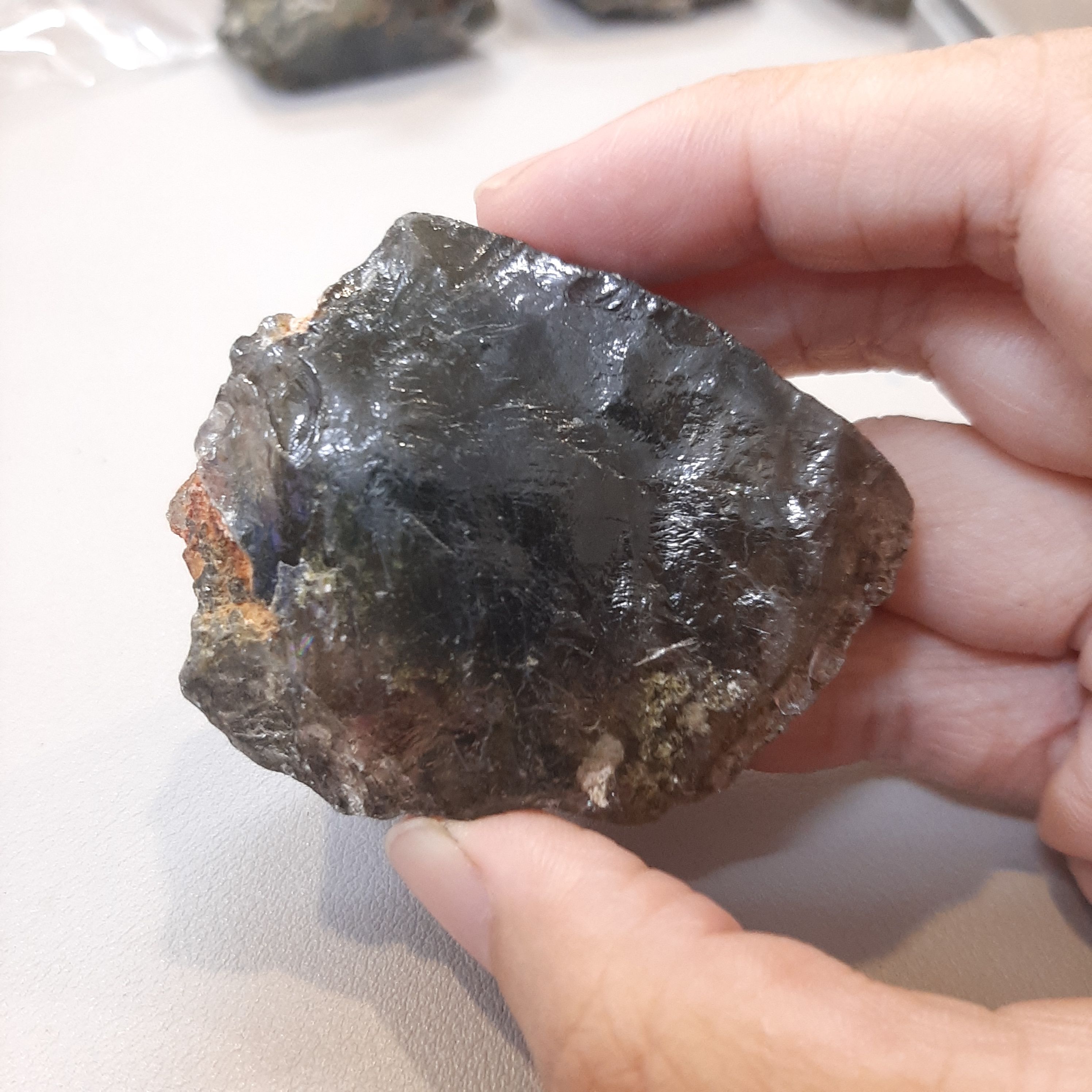 綠髮晶原礦塊（A）64.2公克