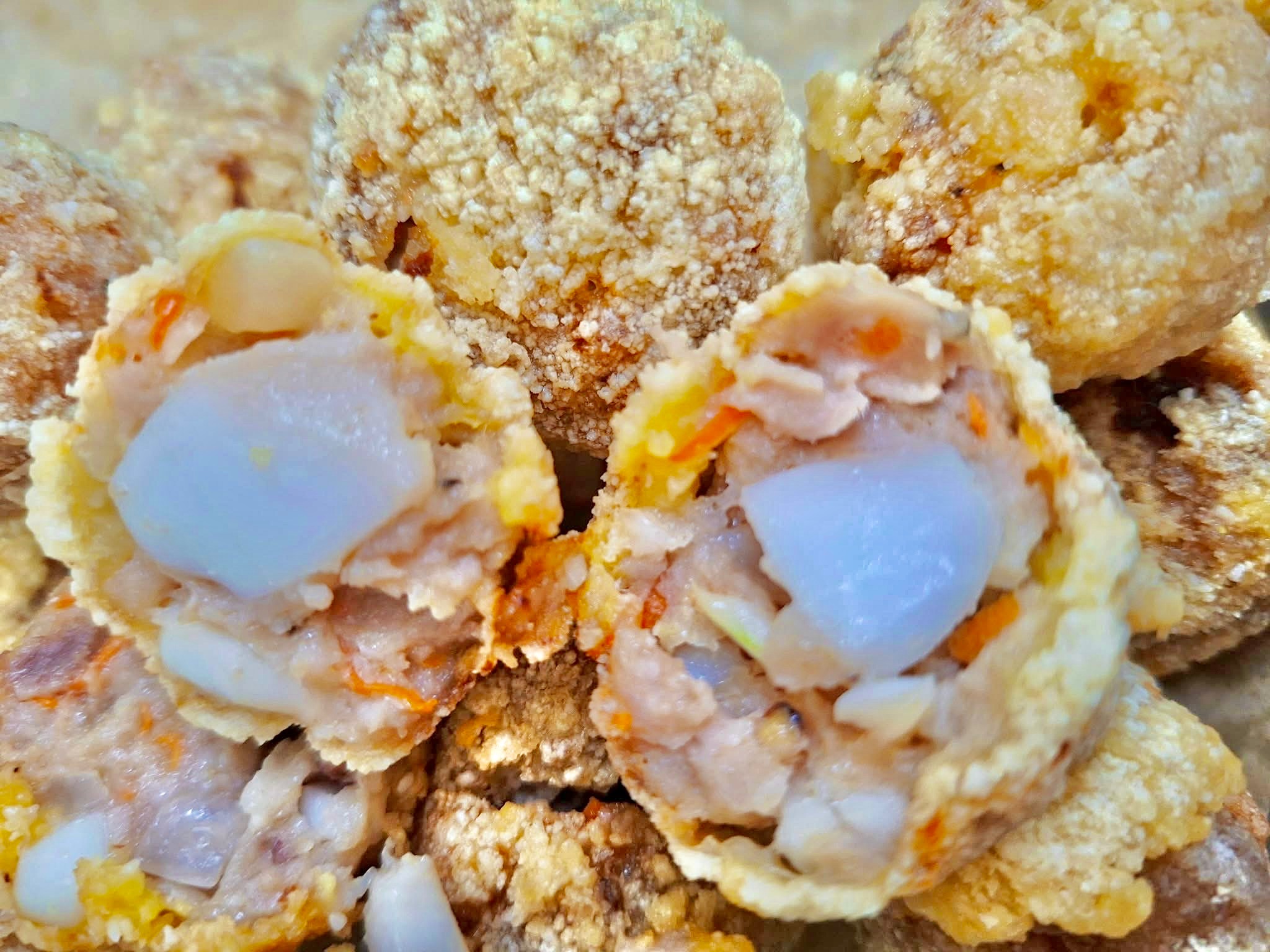 滿滿餡料花枝肉丸