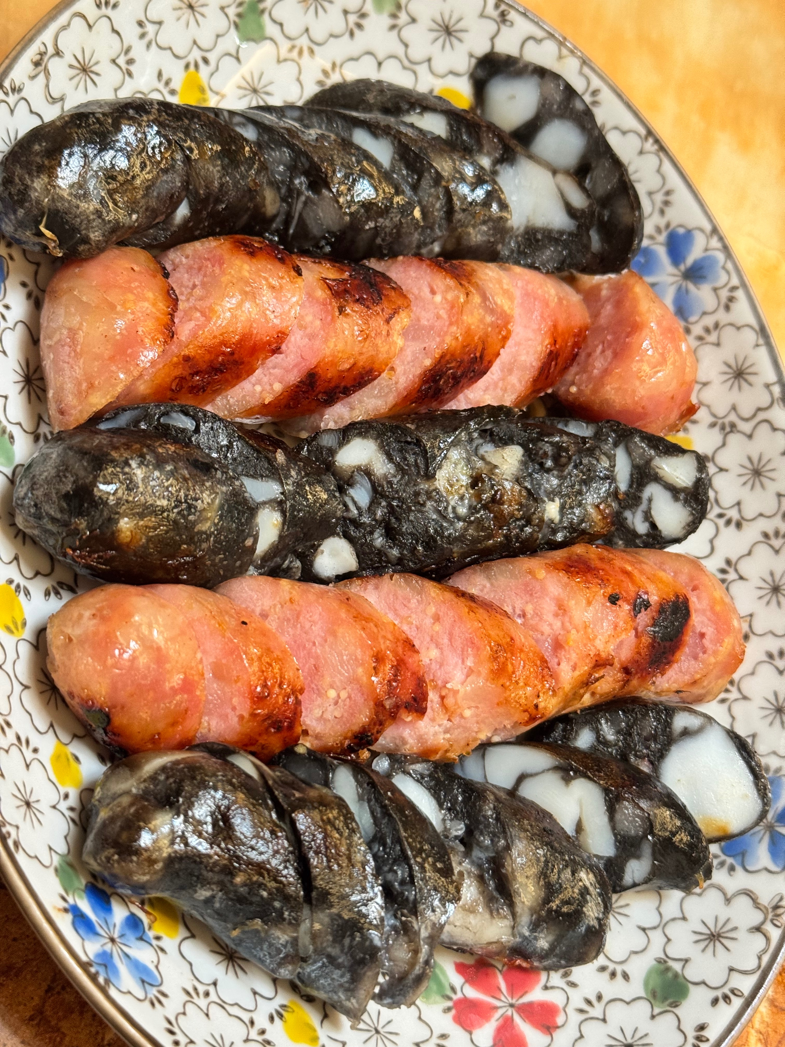 雙色香腸（飛魚卵+墨魚）