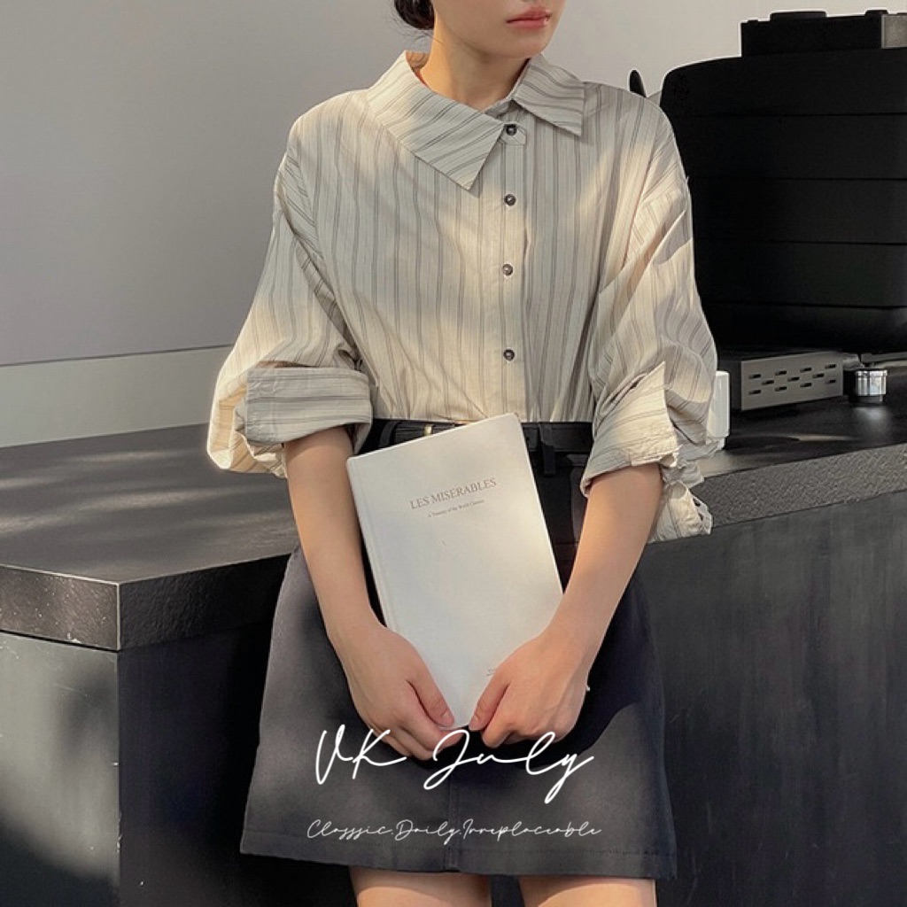 𝑽𝑲 𝑱𝒖𝒍𝒚｜不規則設計條紋襯衫（2 colors）