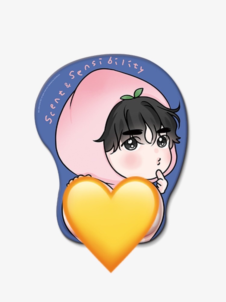 全新滑鼠墊 無卡無吊飾