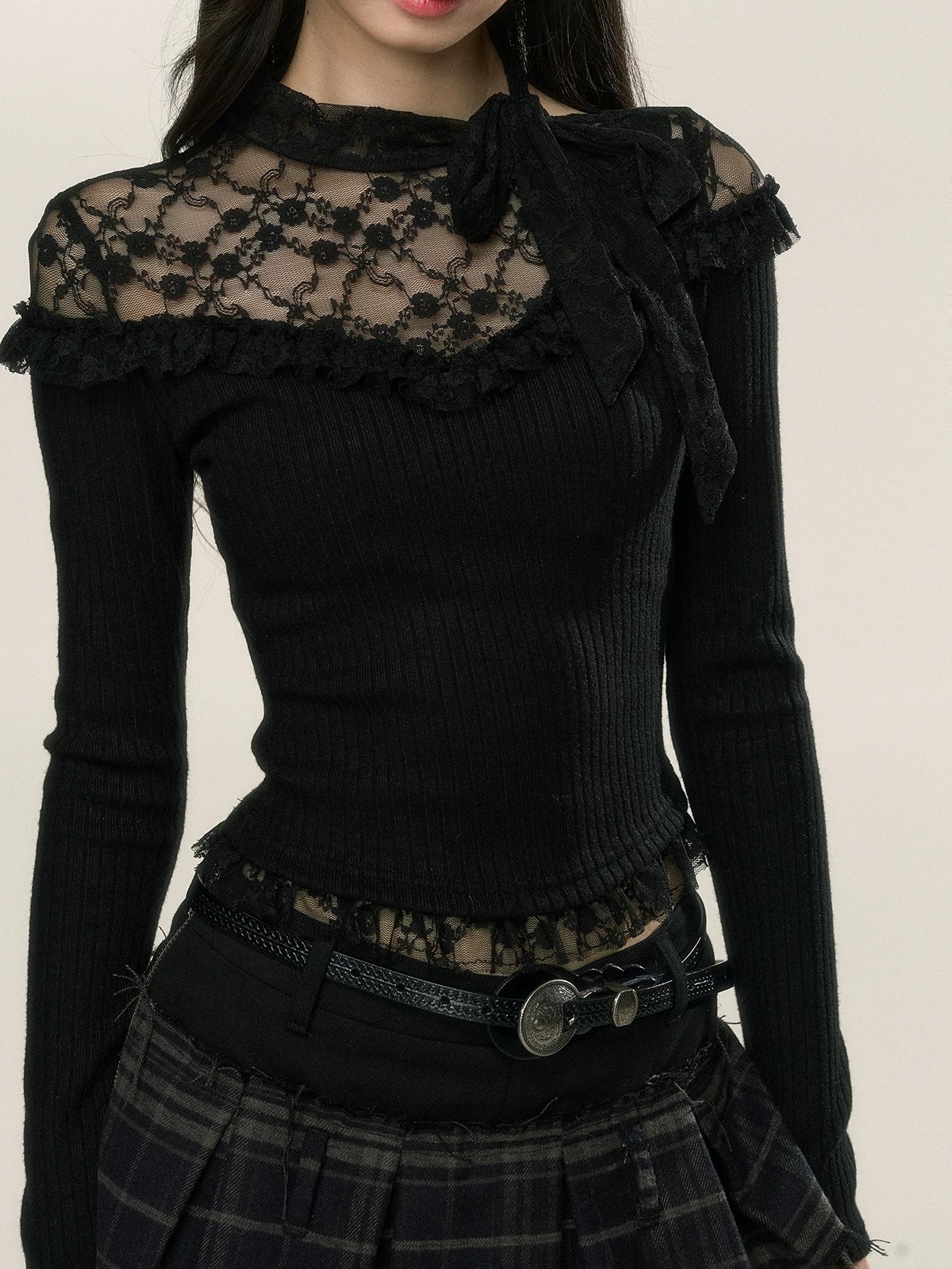 預購【加州辣妹】蕾絲拼接花邊針織上衣 千金風🖤