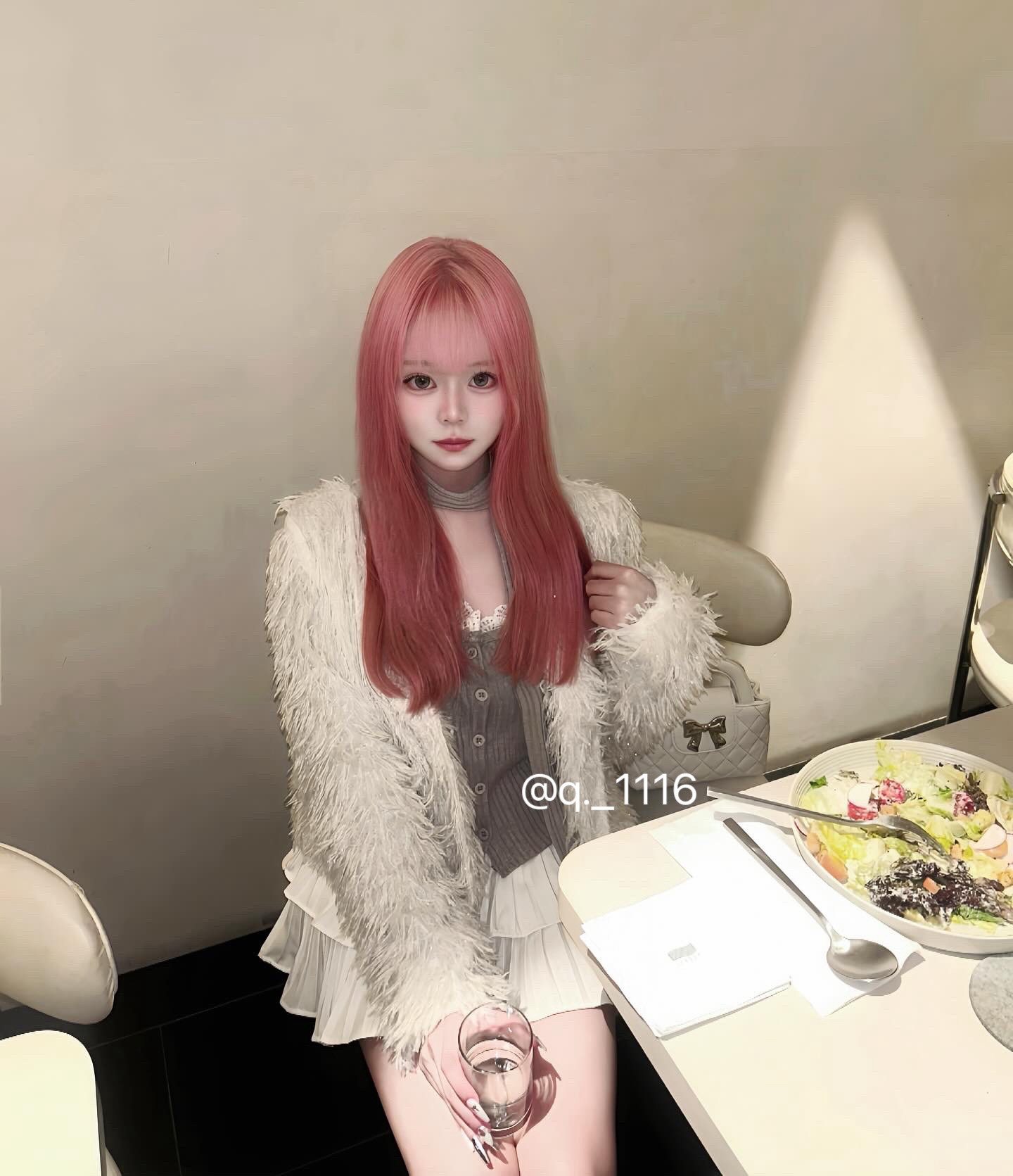 氣質蕾絲花邊圍脖打底衫上衣+蛋糕半身裙套裝