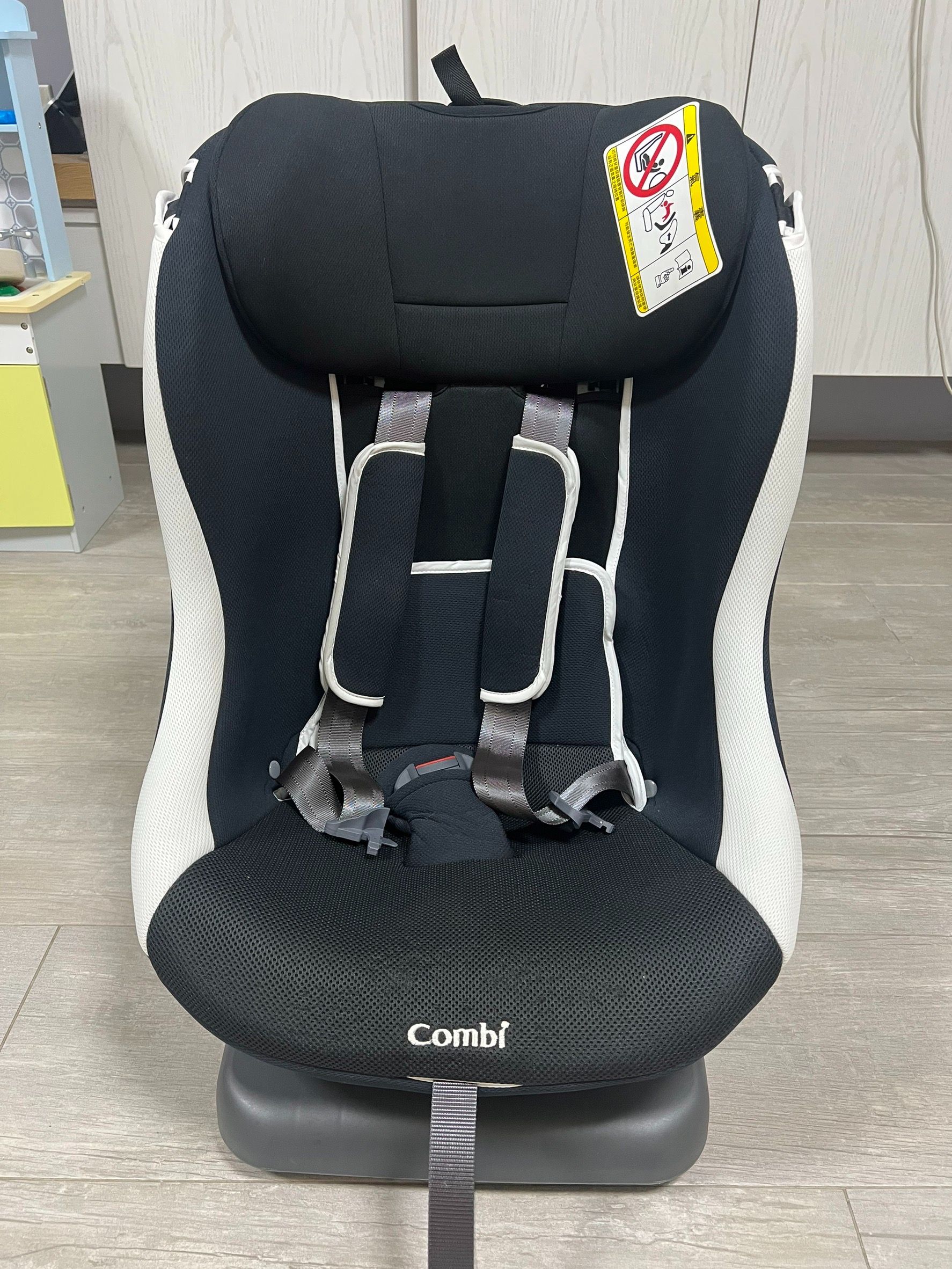 【Combi 康貝】WEGO GRANDE 初生型汽車安全座椅 （騎士黑）