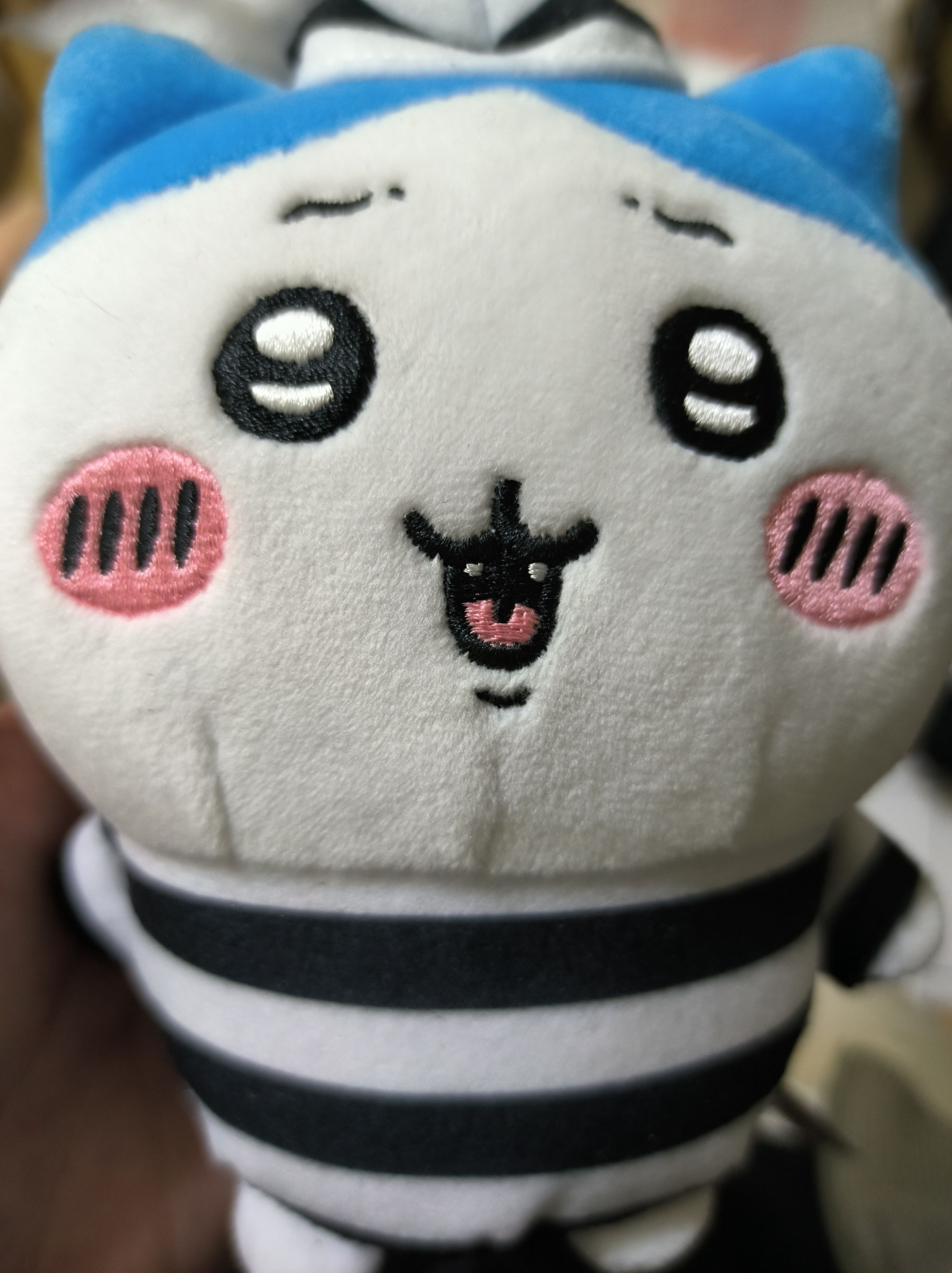 監獄八全新
