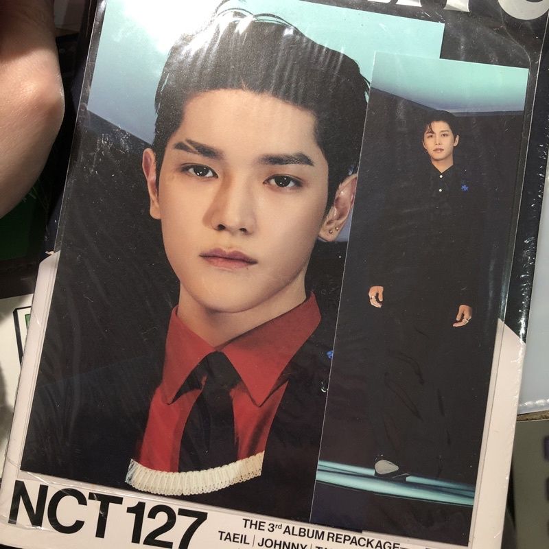NCT127 正規三改版 repackage FAVORITE 專輯（只含泰容明信片、泰一書籤）