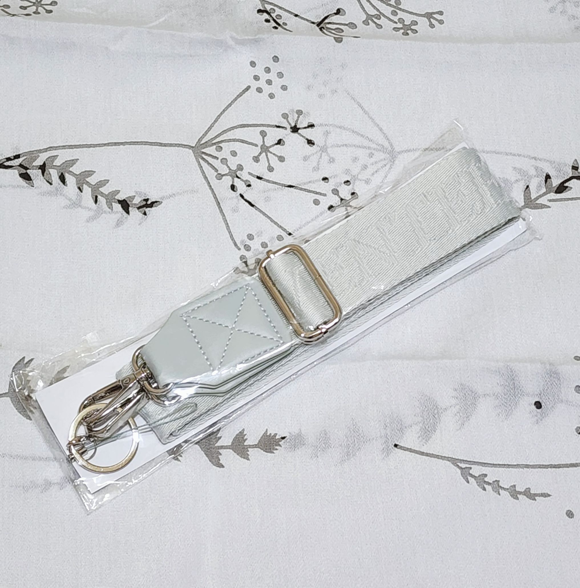 FOLLOW AGAIN 日巡-背帶