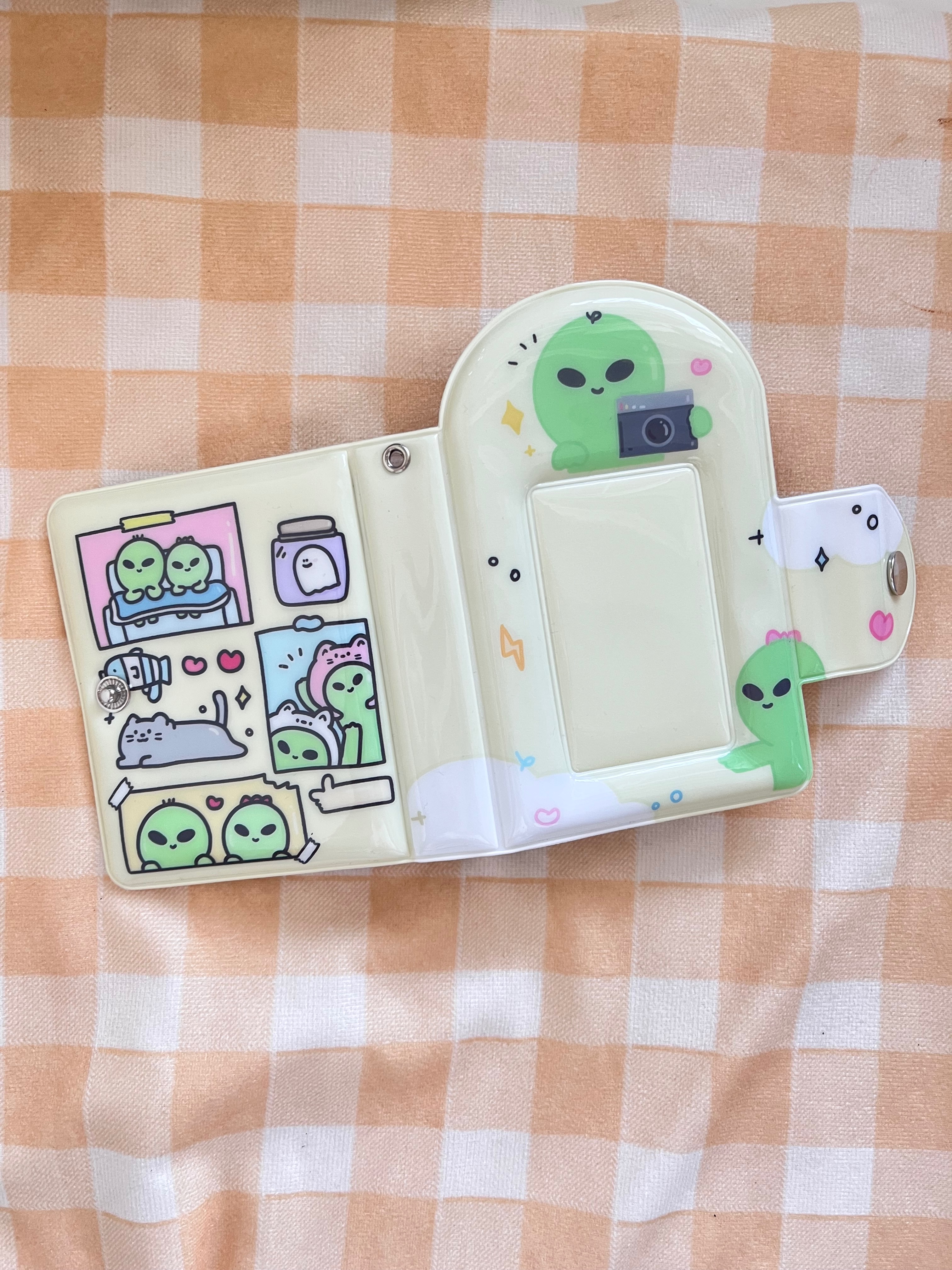 外星人小卡卡冊