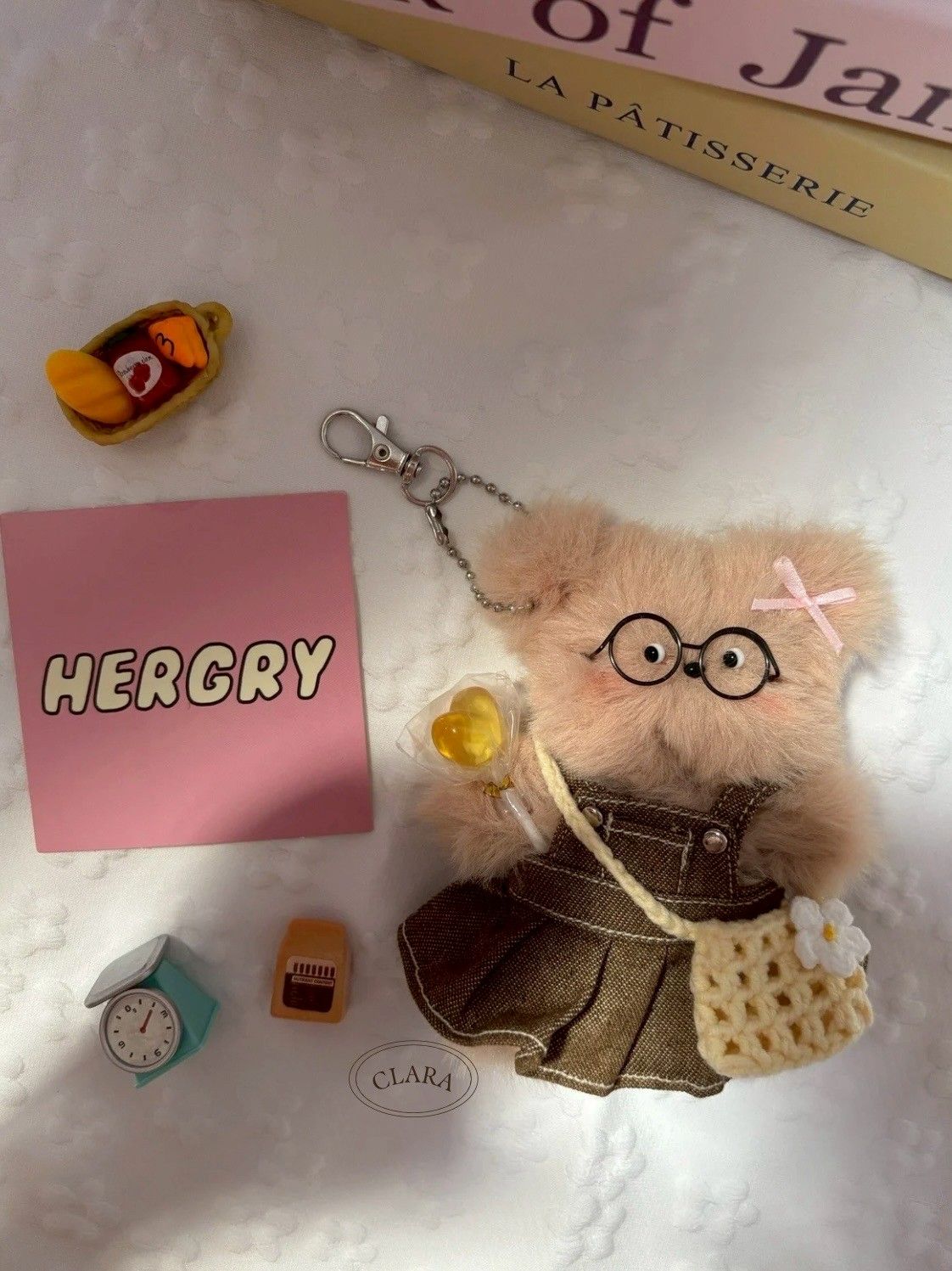 韓國流行手工製作毛料娃娃/包包吊飾/超Q貪吃熊