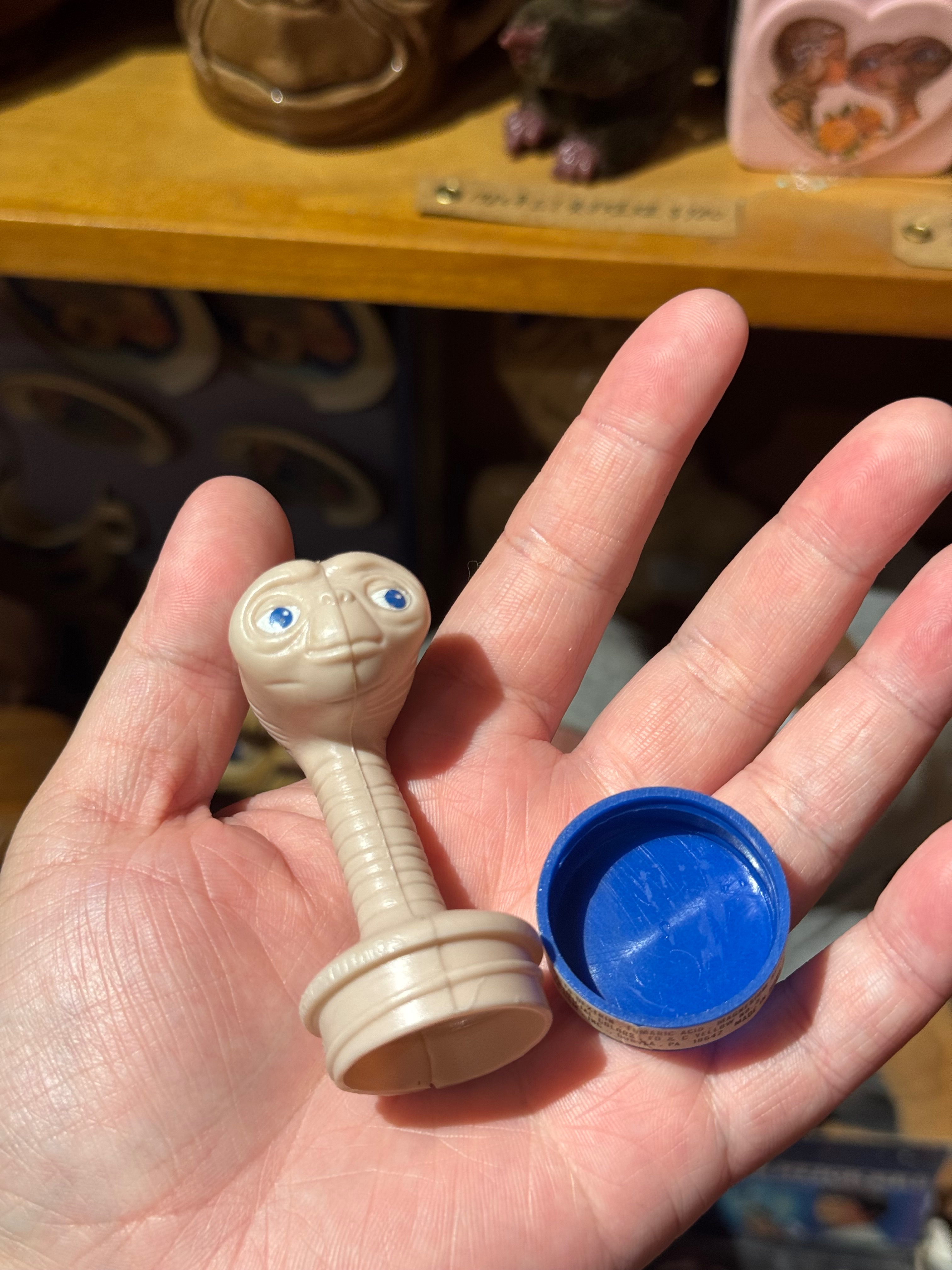 E.T.糖果罐 二手老物有些微使用痕跡