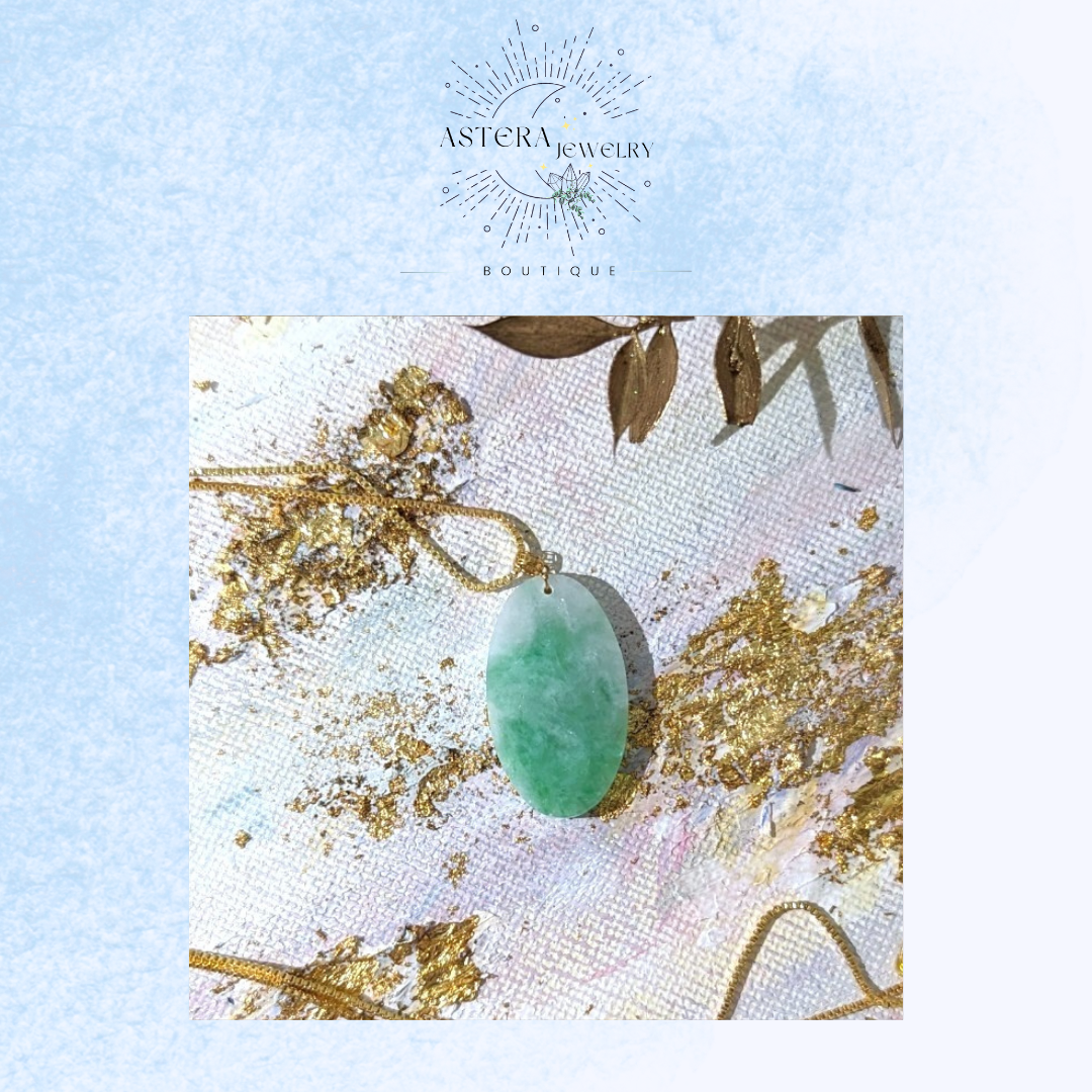 天然緬甸A貨翡翠~半山水無事牌（18K金扣頭，項鍊）