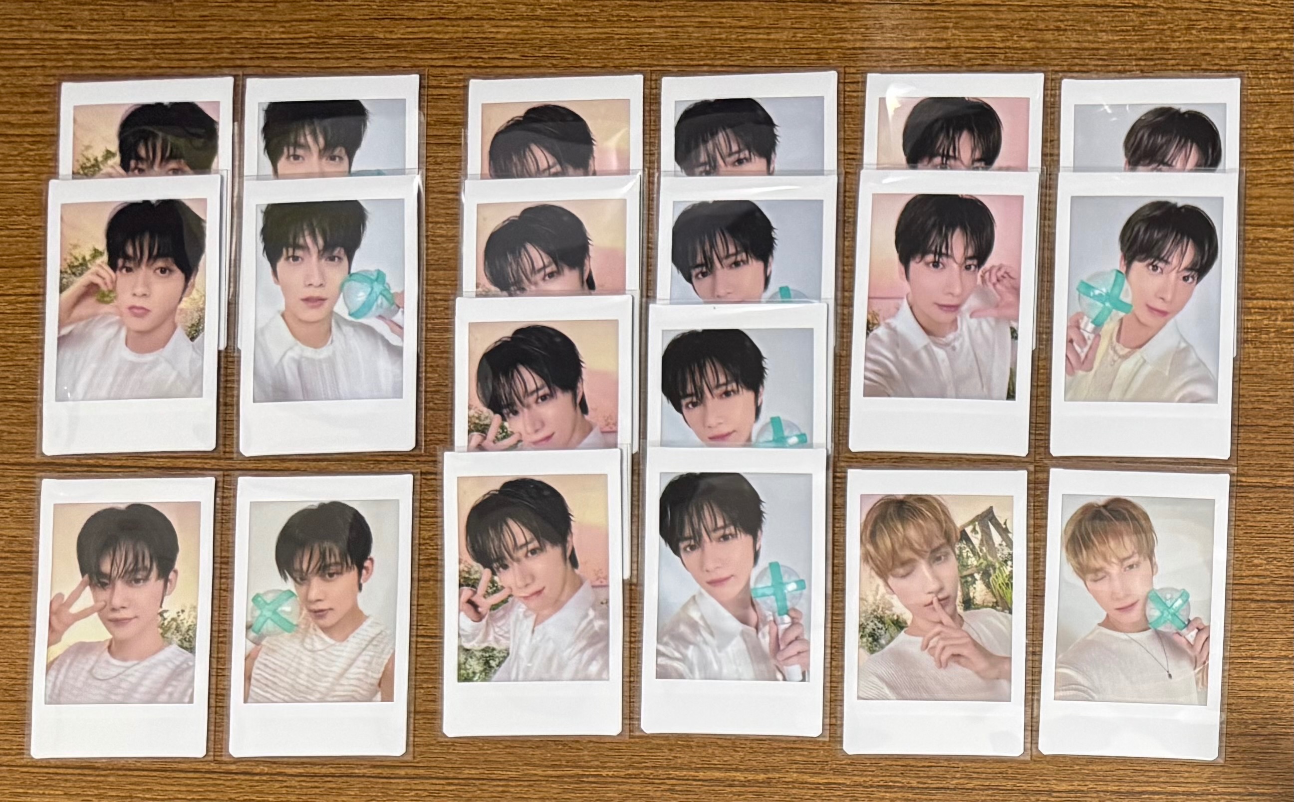 ACT:TOMORROW 日巡 拍立得（💜帶❤️ 可跨區帶 ❤️可單帶）