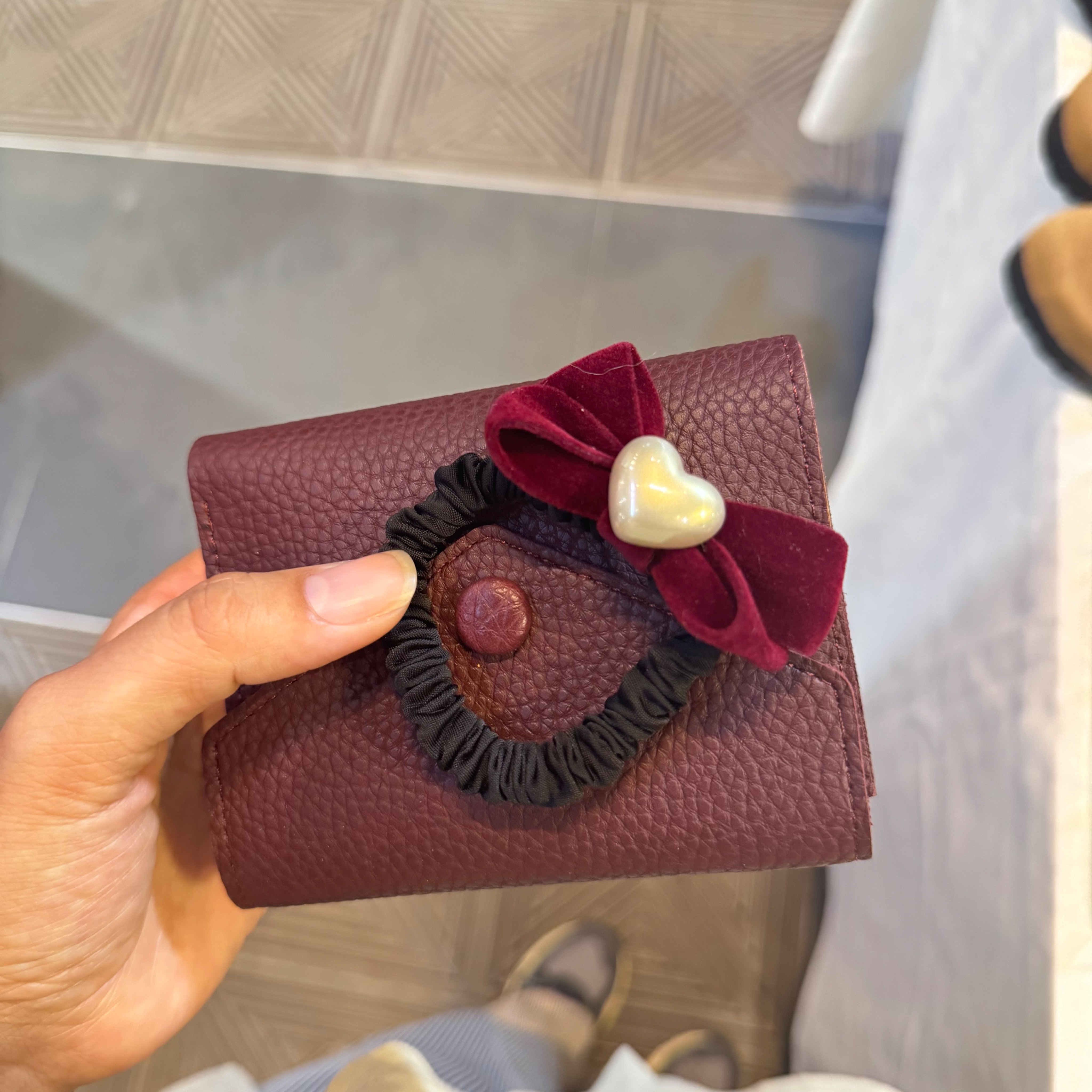 絨布質感蝴蝶結愛心髮圈