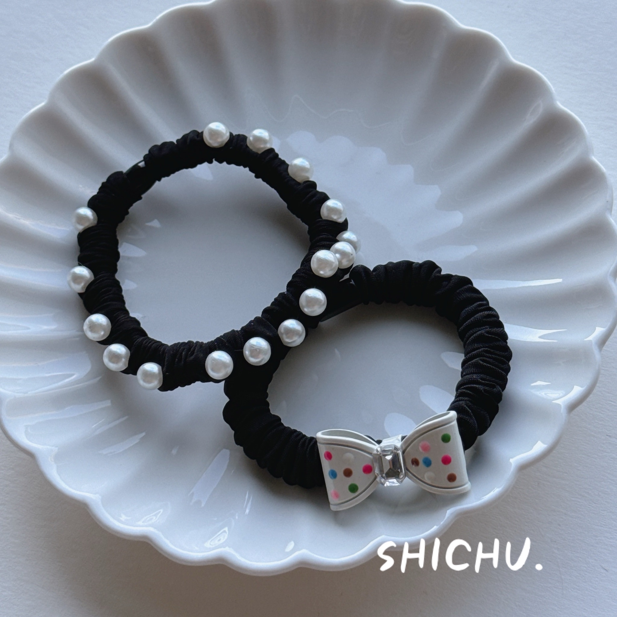 高質感釘珠款金屬蝴蝶結髮圈