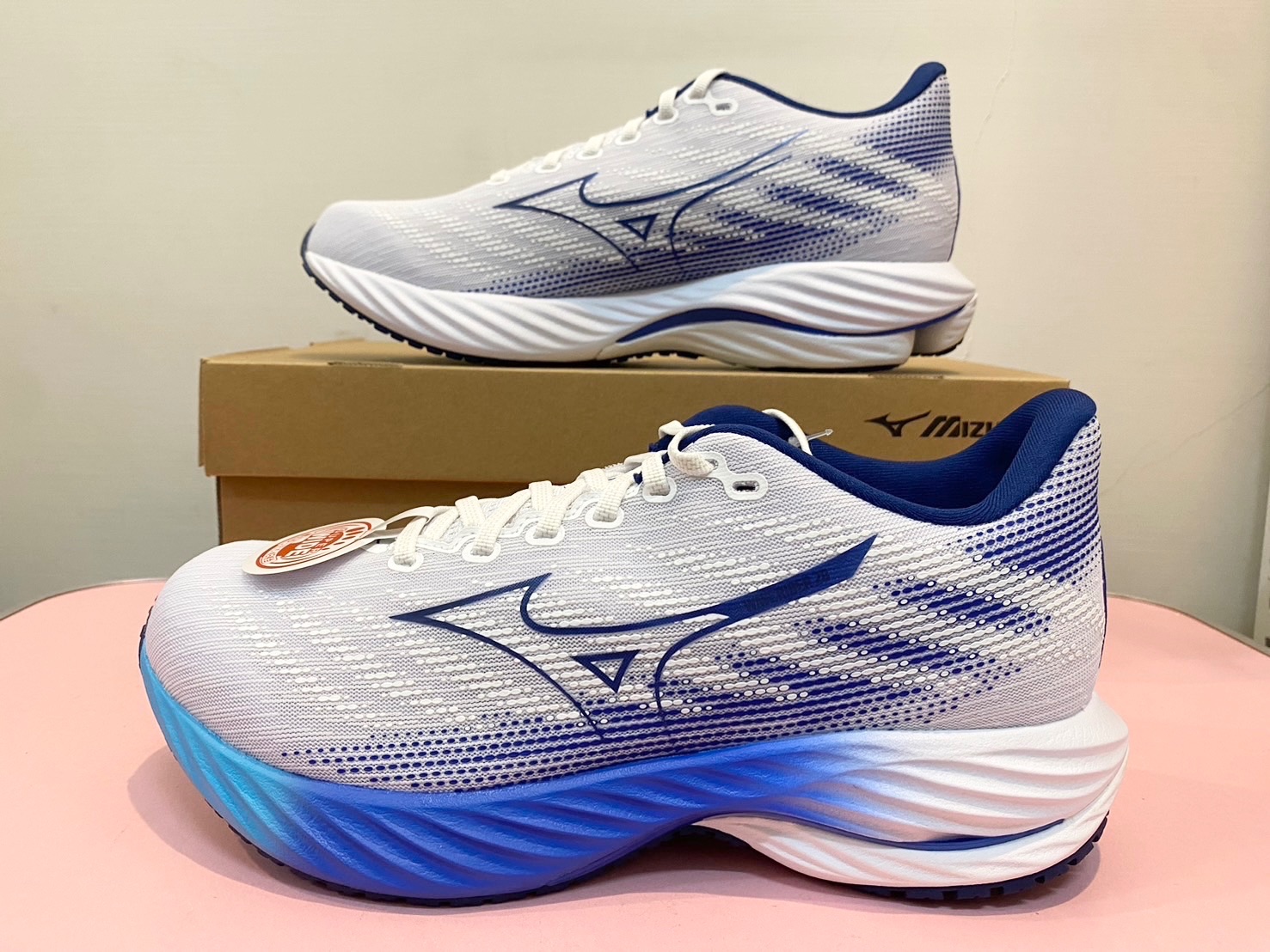 美津濃慢跑鞋J1GC240401