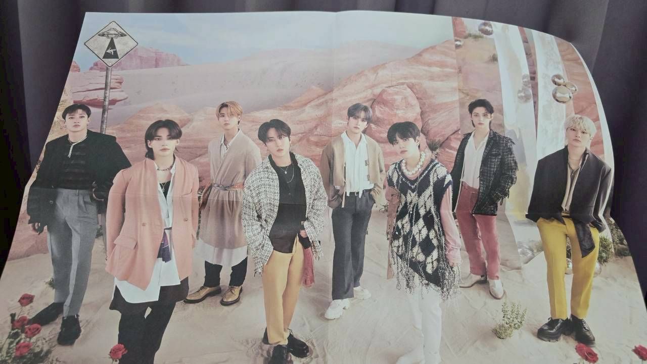 【SKZ】Japan Season ’s Greetings 2023年曆周邊
