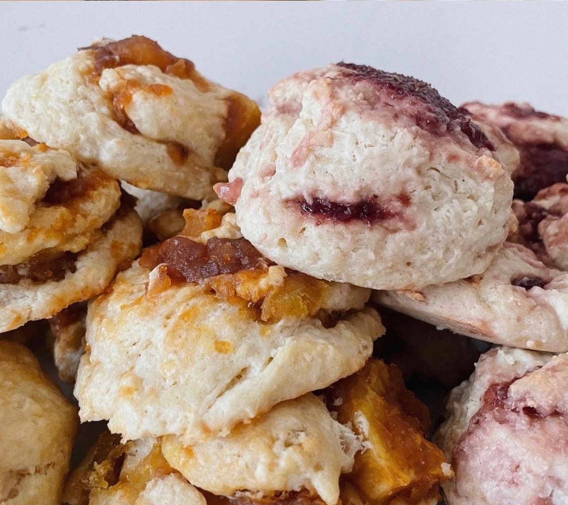 登愣巨石司康包