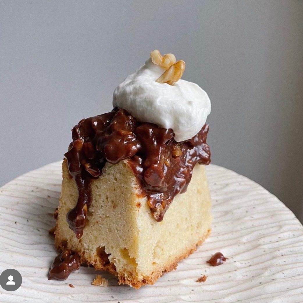 反烤蘋果肉桂蜂蜜棒蛋糕