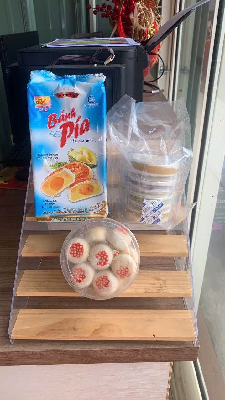 越南榴蓮月餅bánh pía việt nam