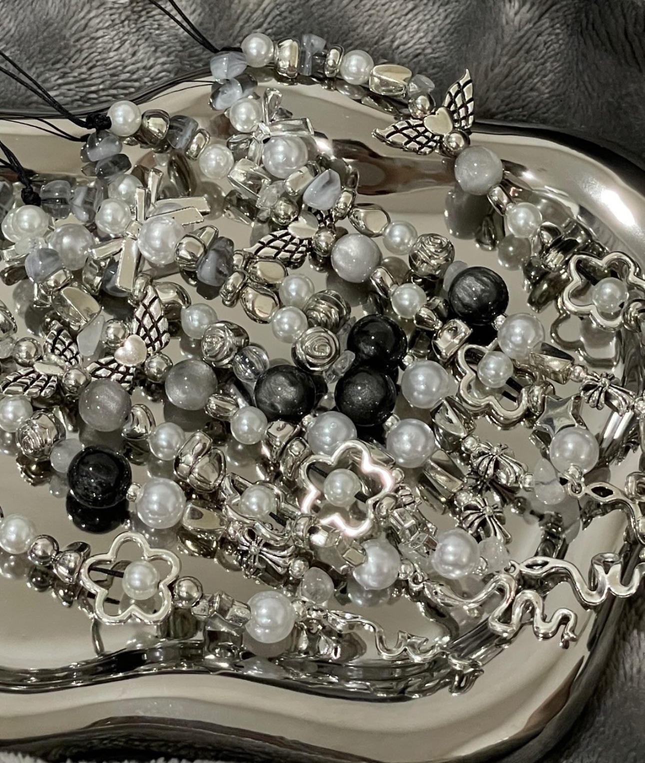 黑色小精靈掛墜