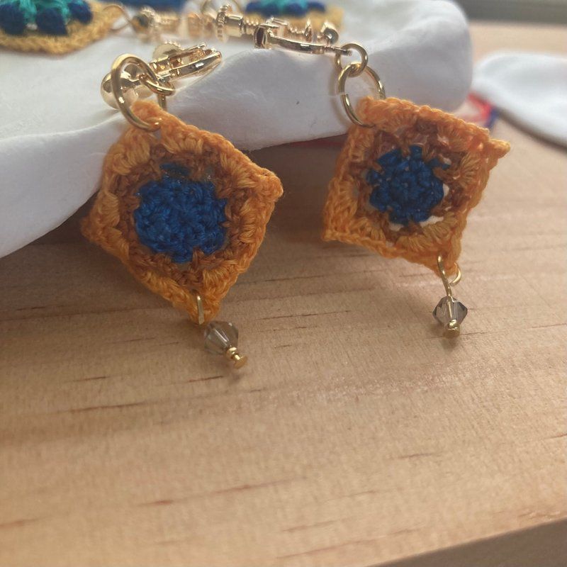 【手作飾品系列】 鉤針編織  迷你祖母格 摩洛哥A 夾式耳環