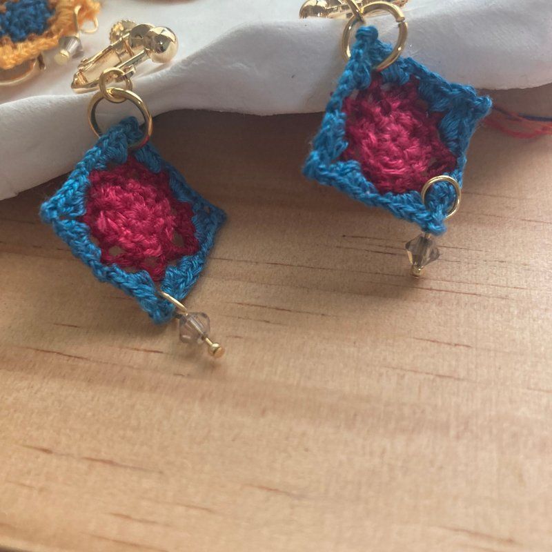 【手作飾品系列】 鉤針編織  迷你祖母格 摩洛哥B 夾式耳環