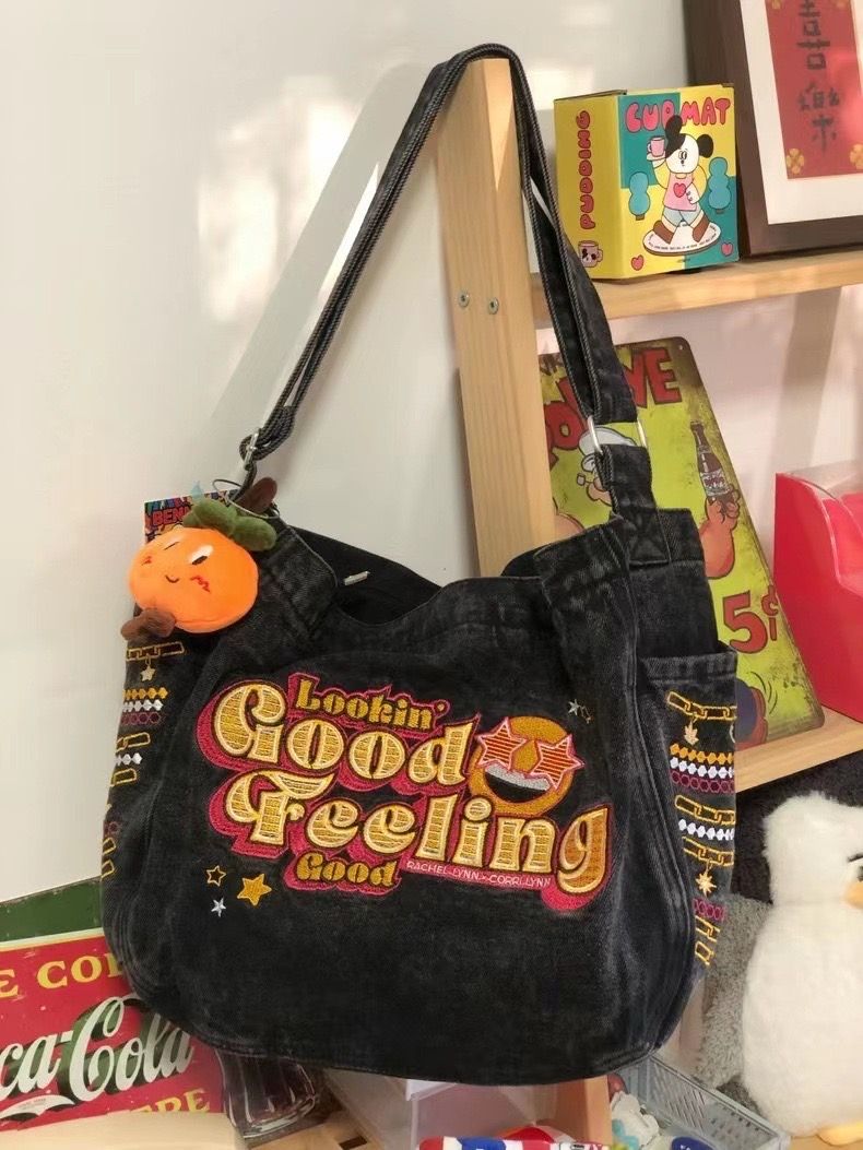 Autun | 美式復古 刺繡牛仔包（無吊飾）