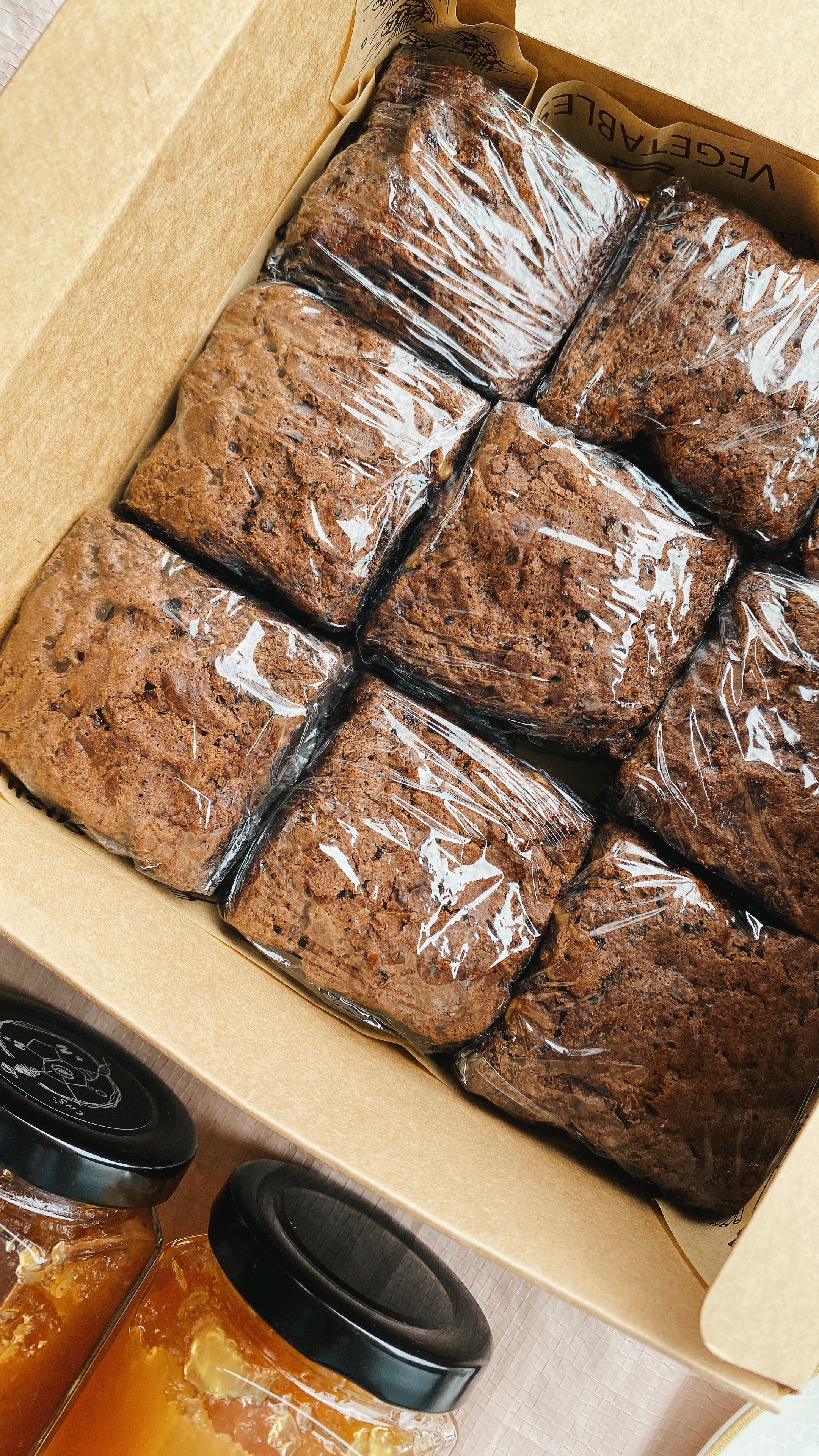 外脆裏嫩巧克力核果布朗尼9入分享組合