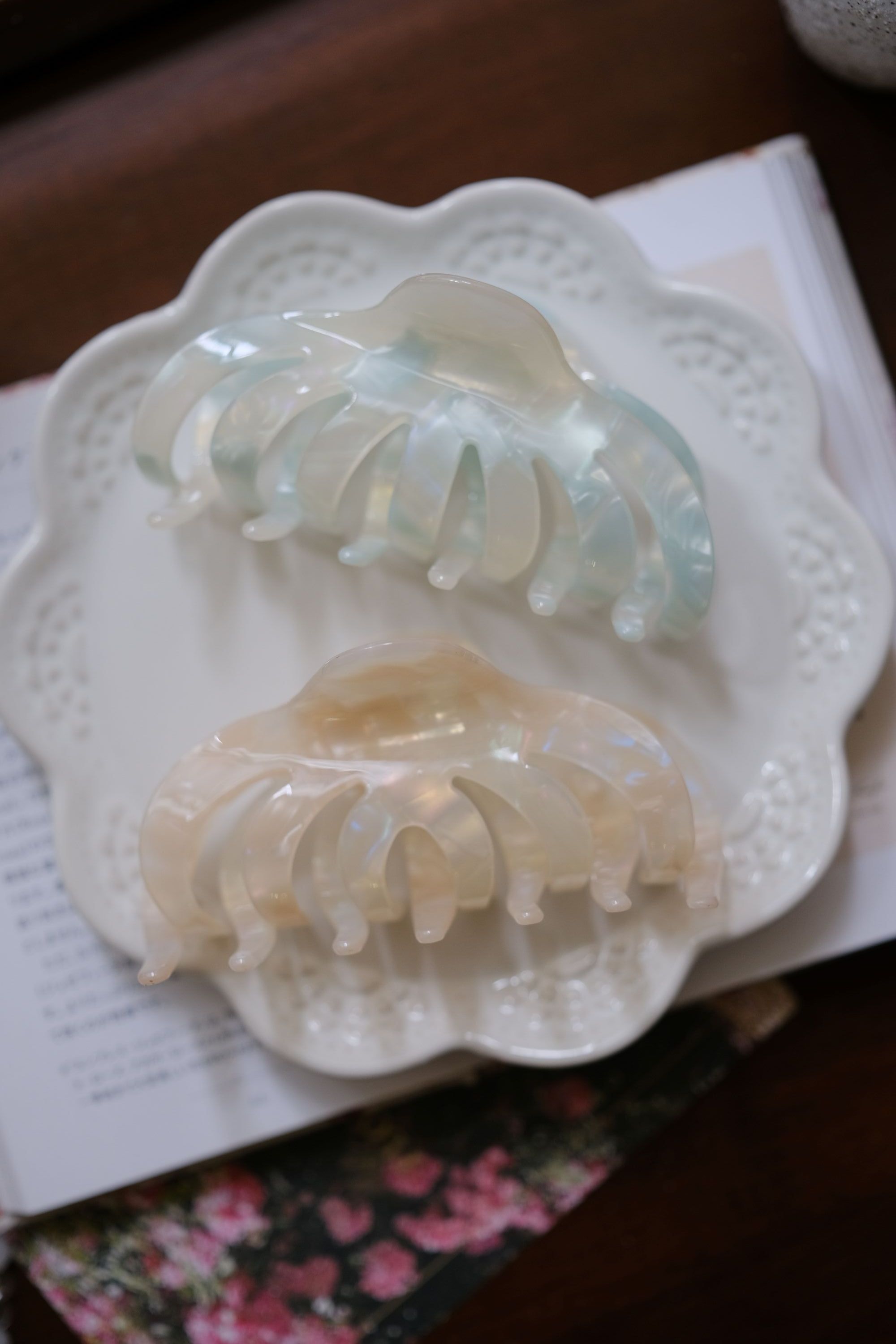 珍珠光澤鯊魚夾