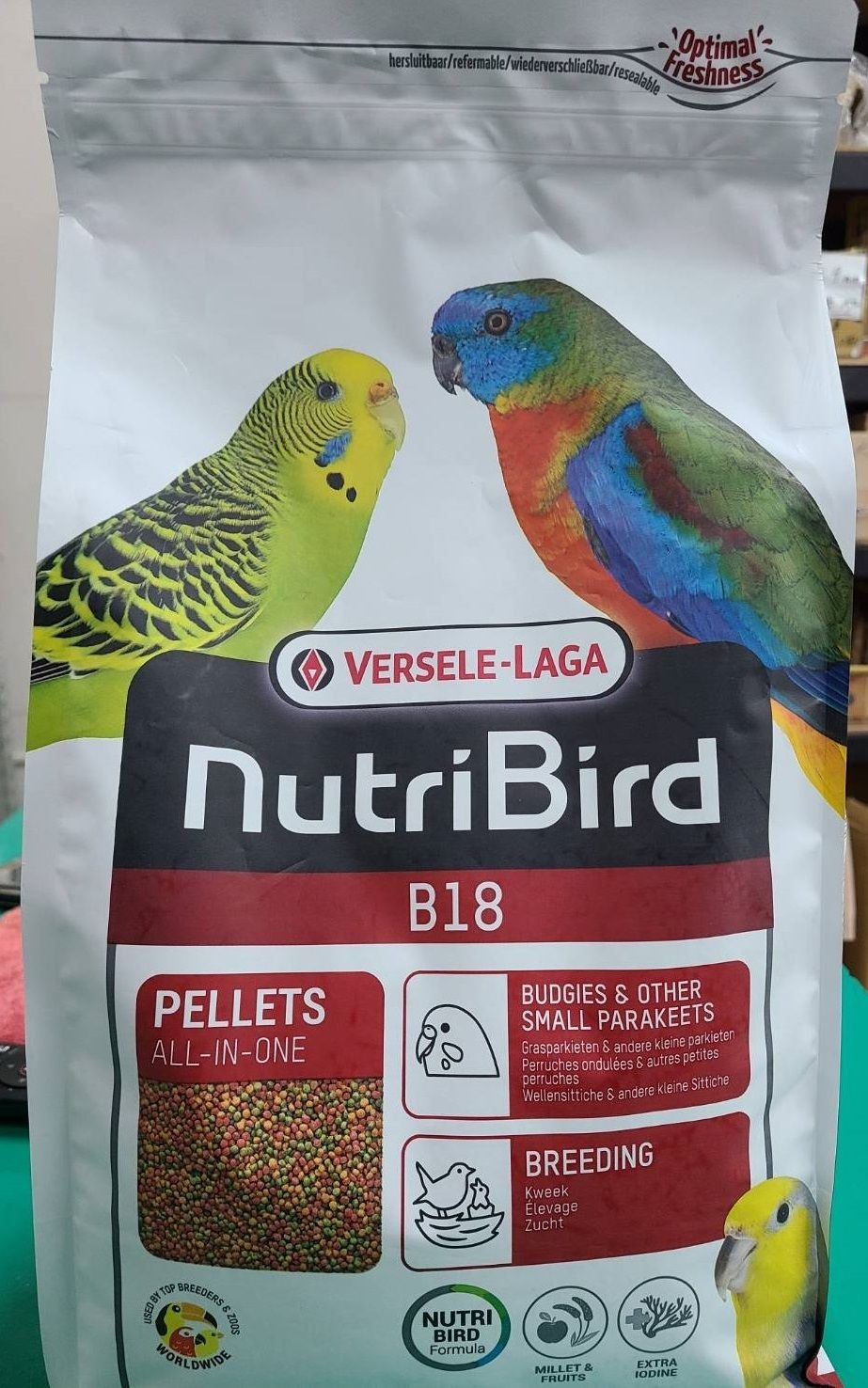 鵡動飼界~凡賽爾濃縮滋養丸B18 / 繁殖用 / 3kg / 超商取貨限購1包~虎皮、大頭、太平洋、小鸚哥等小型鳥類
