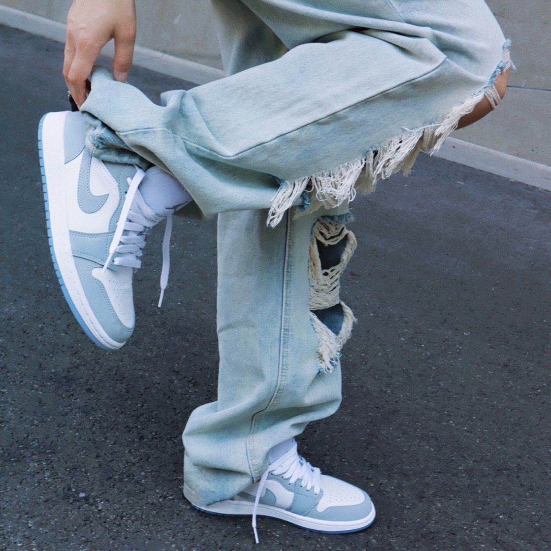 現貨 Air Jordan 1 Low 灰白 煙灰 小DIOR DC0774-105 台灣公司貨