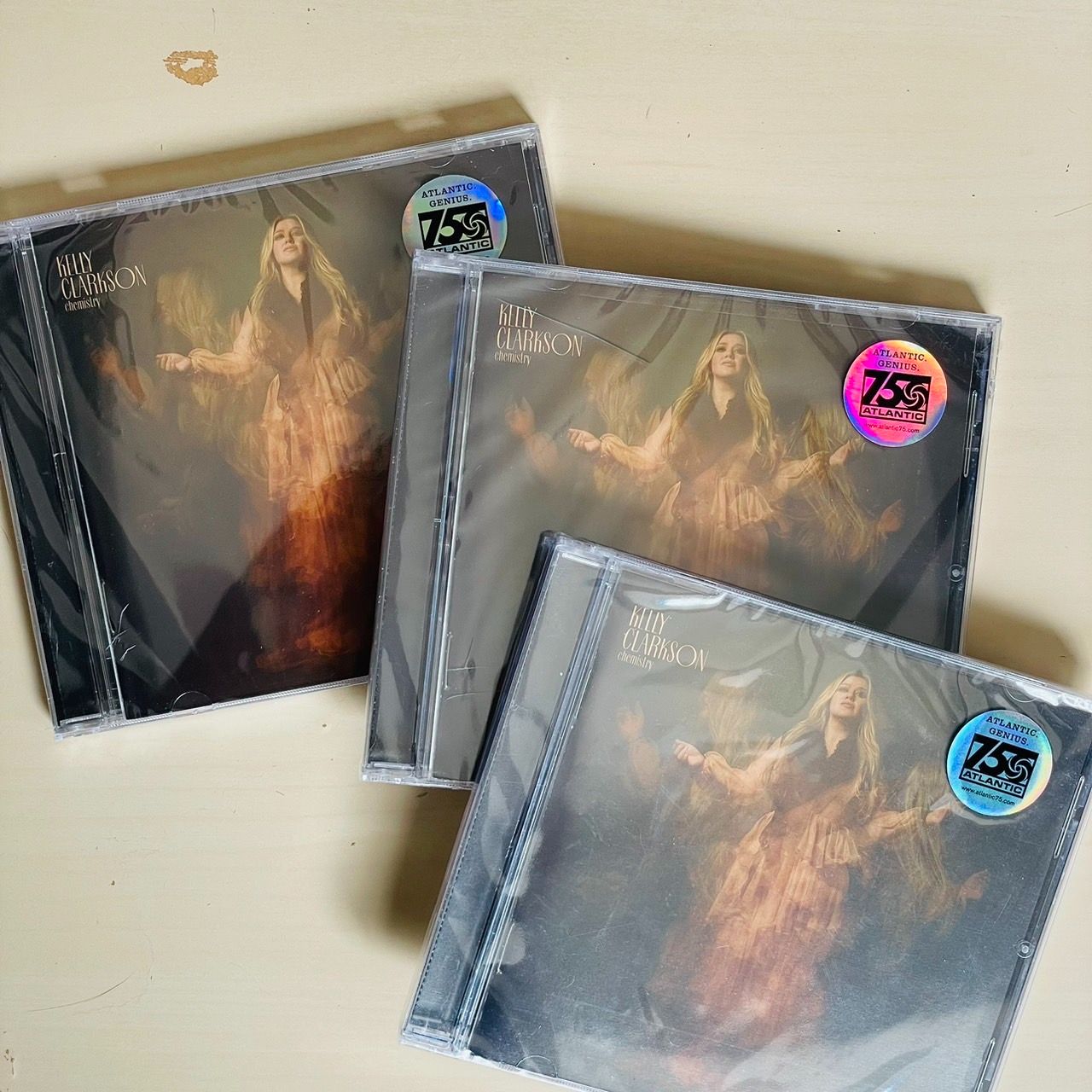 Kelly Clarkson - Chemistry 親簽專
