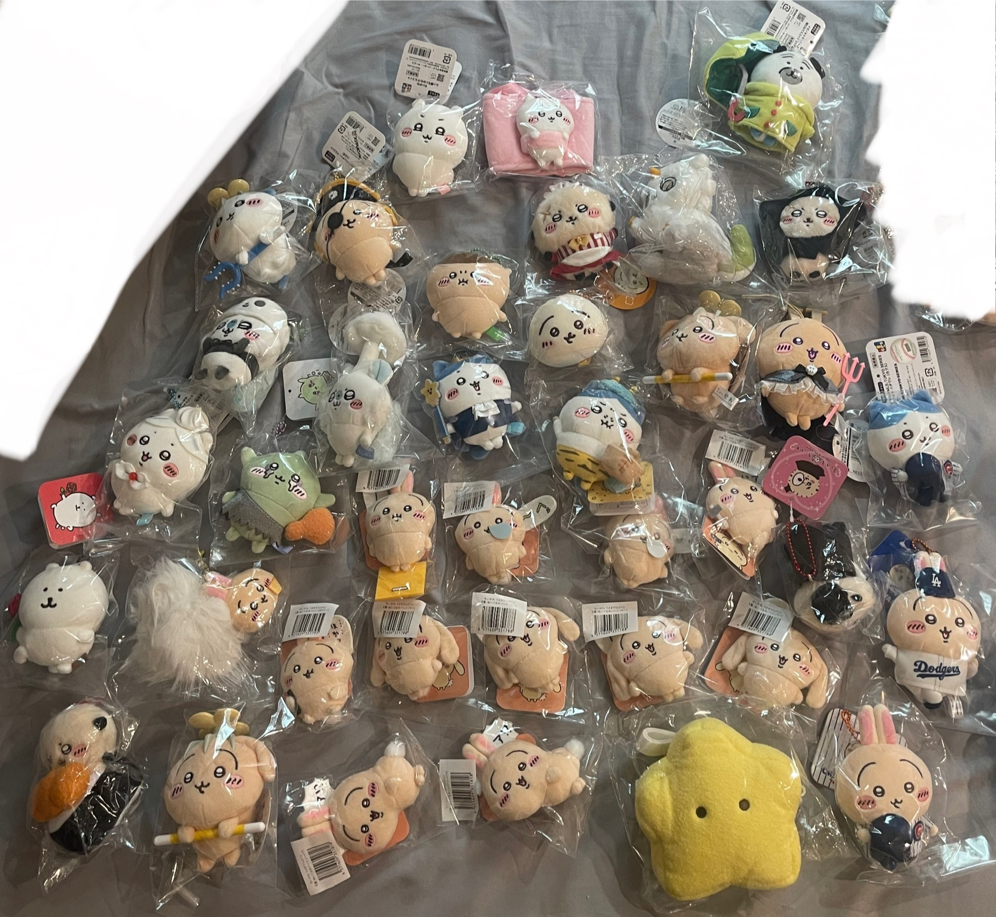 吊飾娃 兔兔E賞 日版 全新未拆