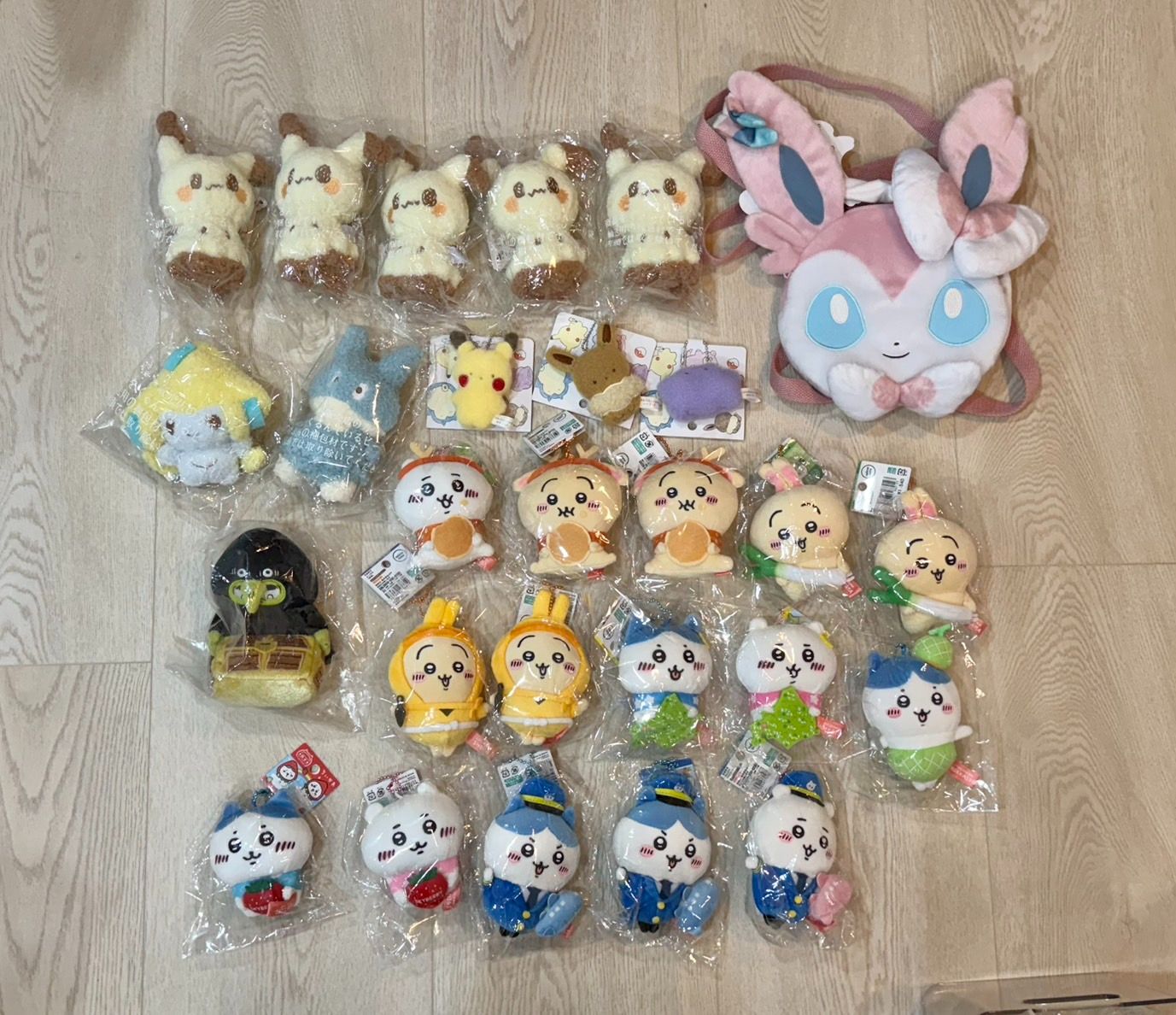 （B區）神奇寶貝、地區吊飾專區