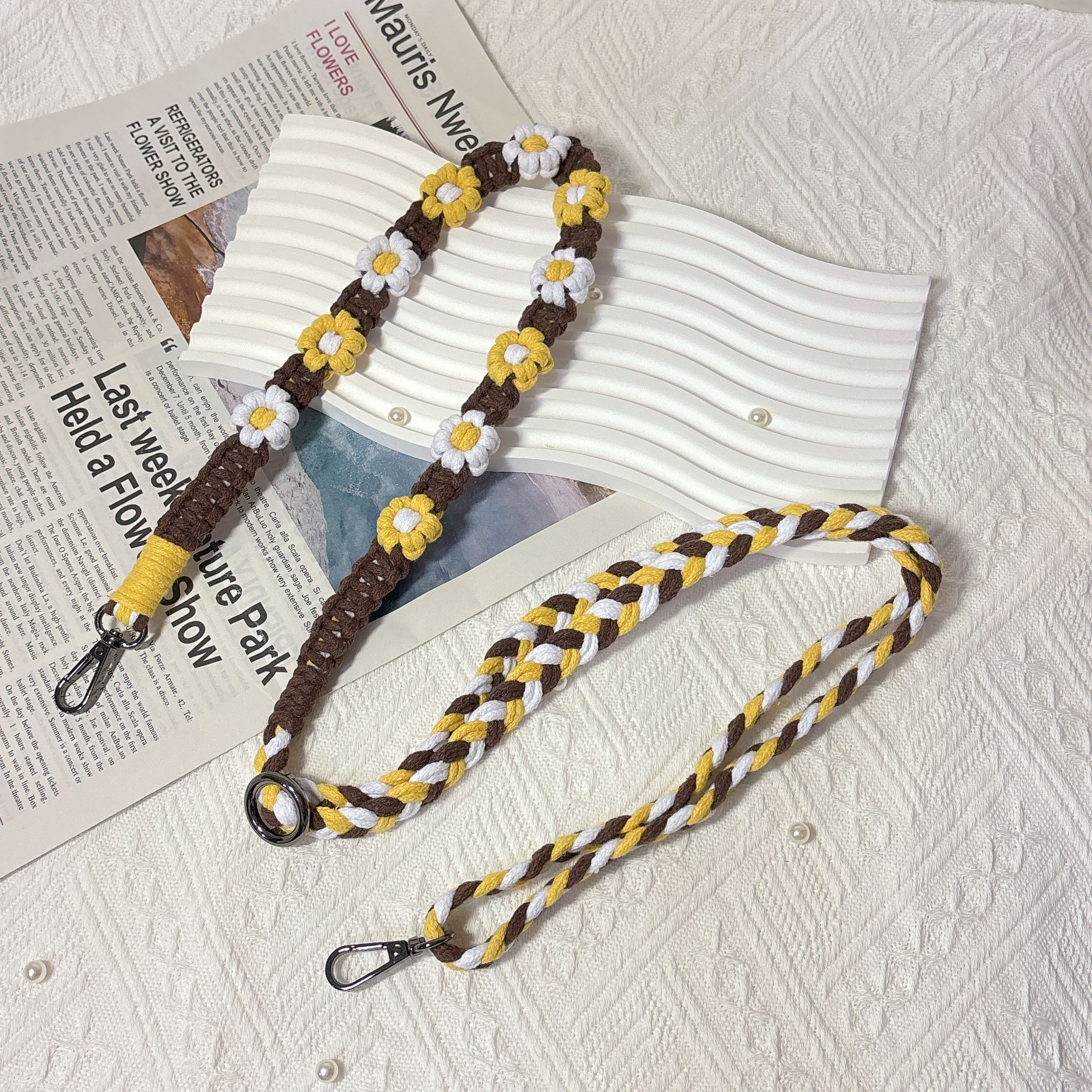 【涵之花手作 Han.macrame】側背手機掛繩-扣環伸縮　10朵花