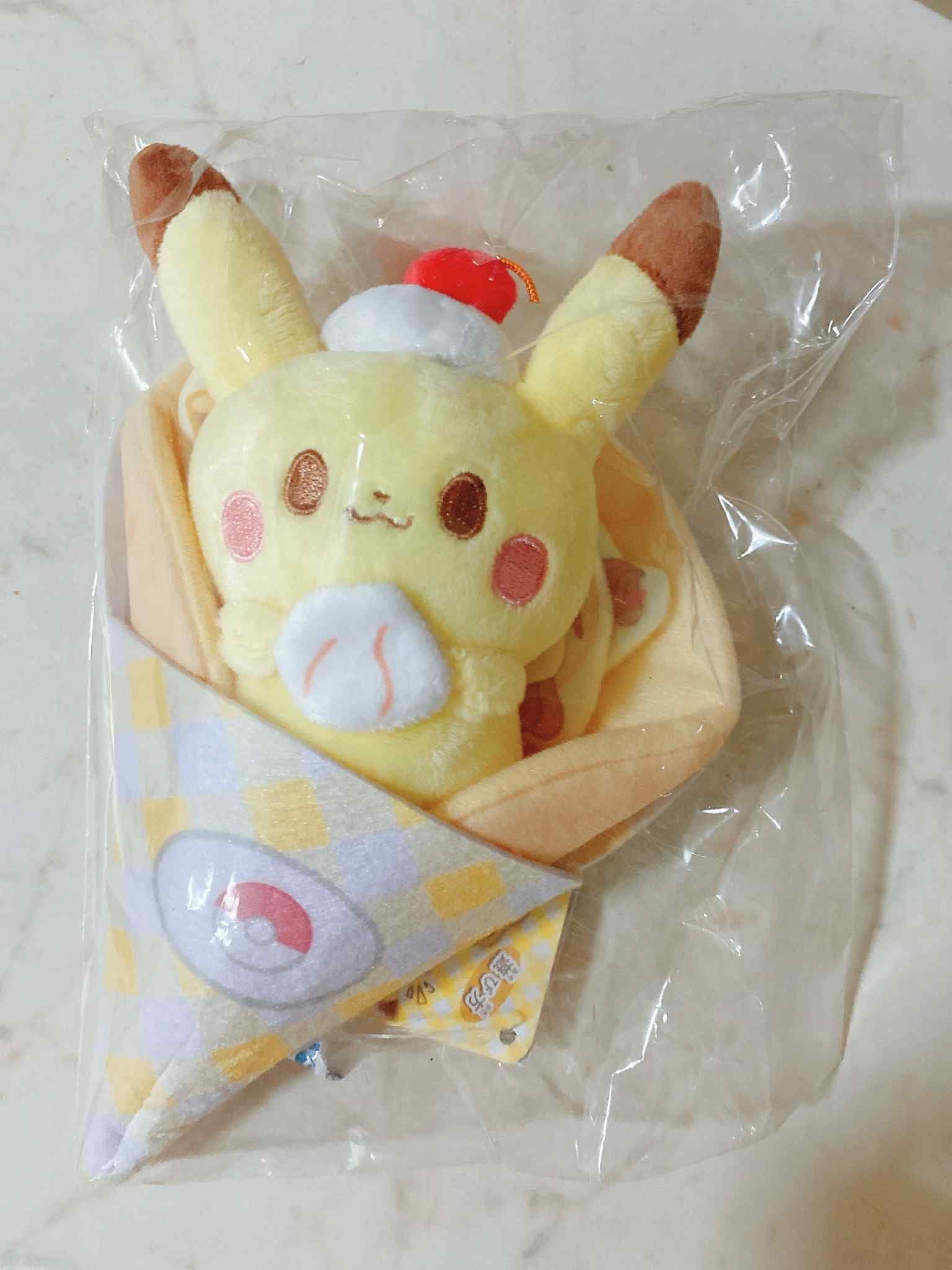 皮卡丘可麗餅娃娃