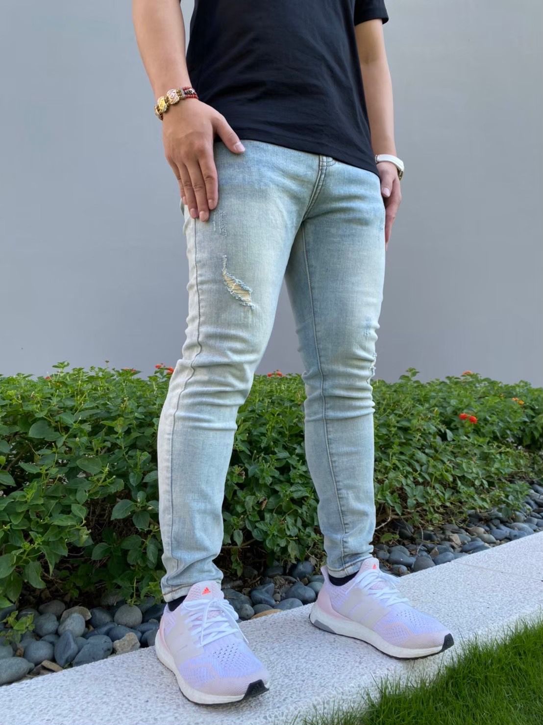 Luu Quiet 11代 水洗仿舊淺色雲白天空藍超彈力牛仔褲