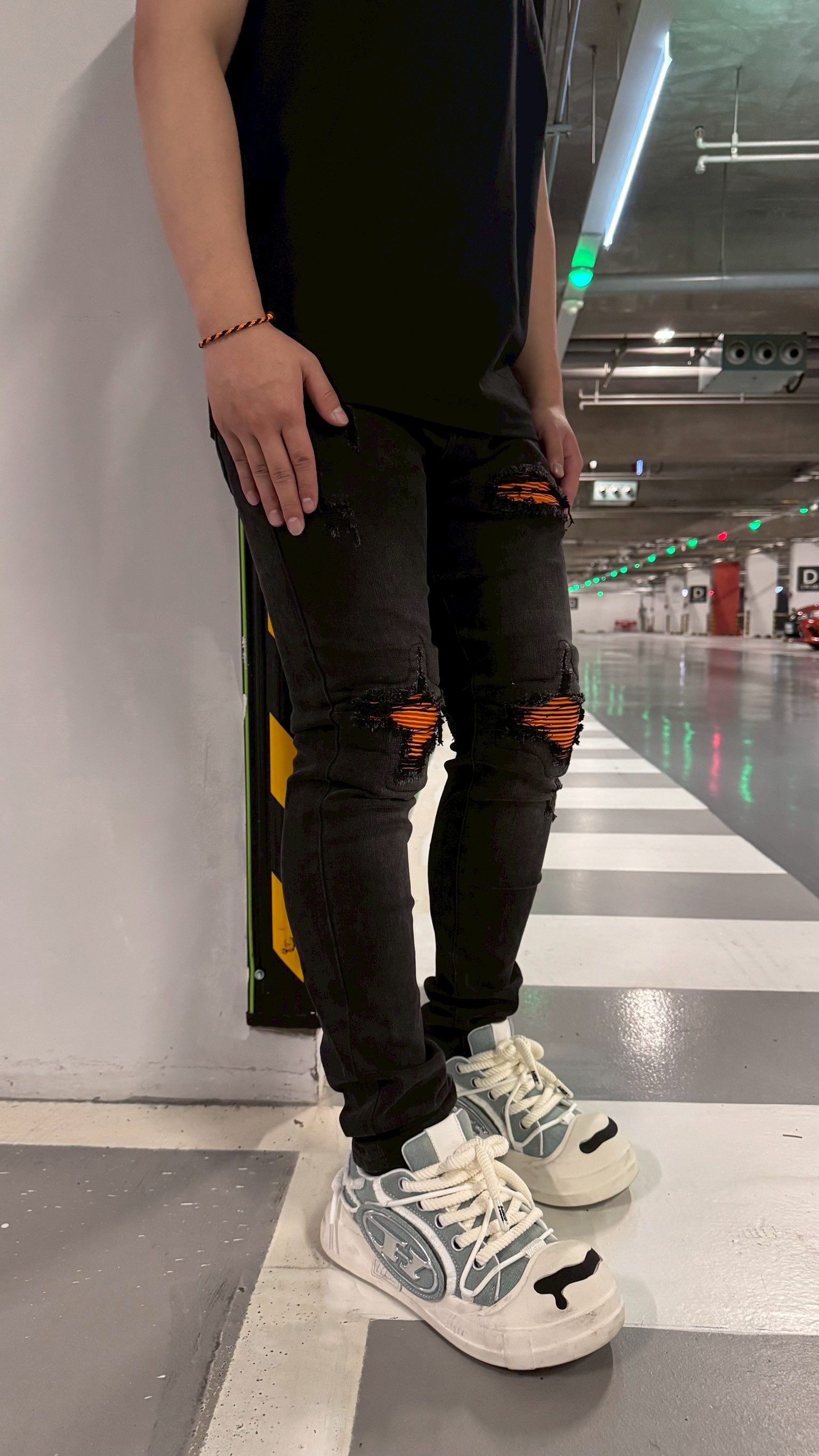Luu Quiet 22代黑灰落日橘超彈力牛仔褲