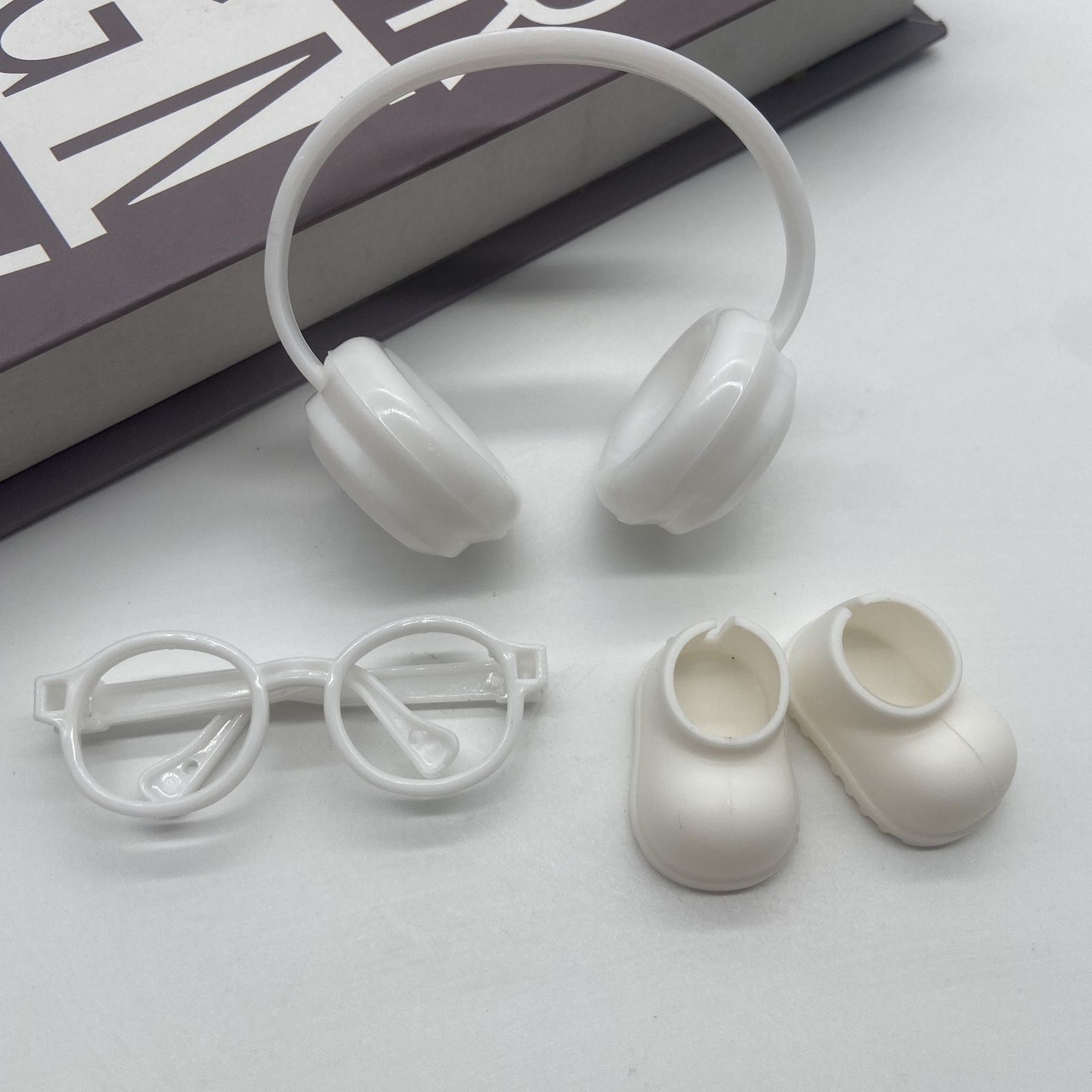 《全新》10cm 帥帥三件組 （耳機+眼鏡+鞋子）