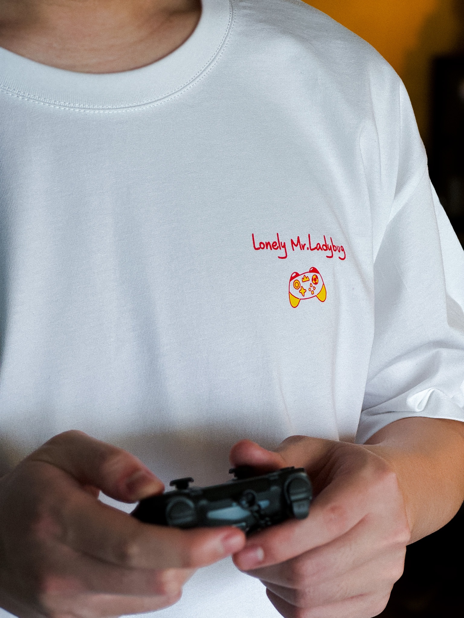 孤單瓢蟲先生-中性重磅短T