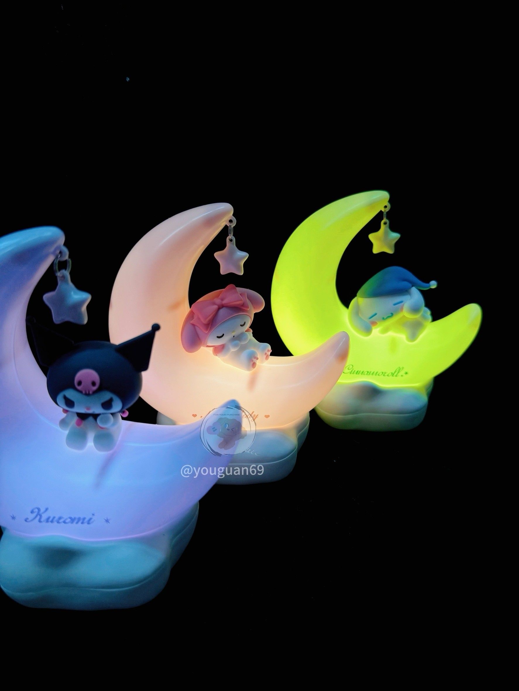 【全新現貨】𝒚𝒐𝒖𝒈𝒖𝒂𝒏有關－✧三麗鷗月牙小夜燈