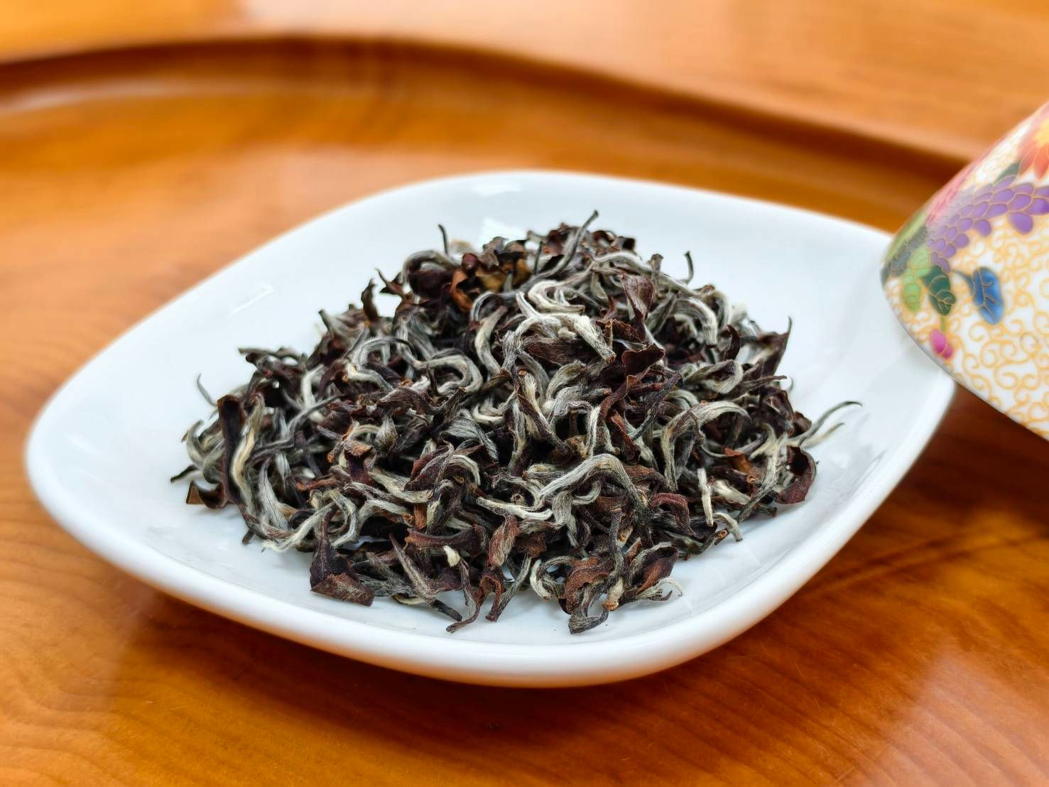 【持一碗茶舖/新昌茶園】114年度夏季東方美人茶-頭級等（150克/瓶）