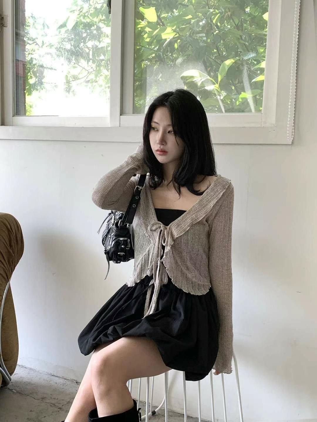 K5110101韓國荷葉綁帶罩衫（88折）