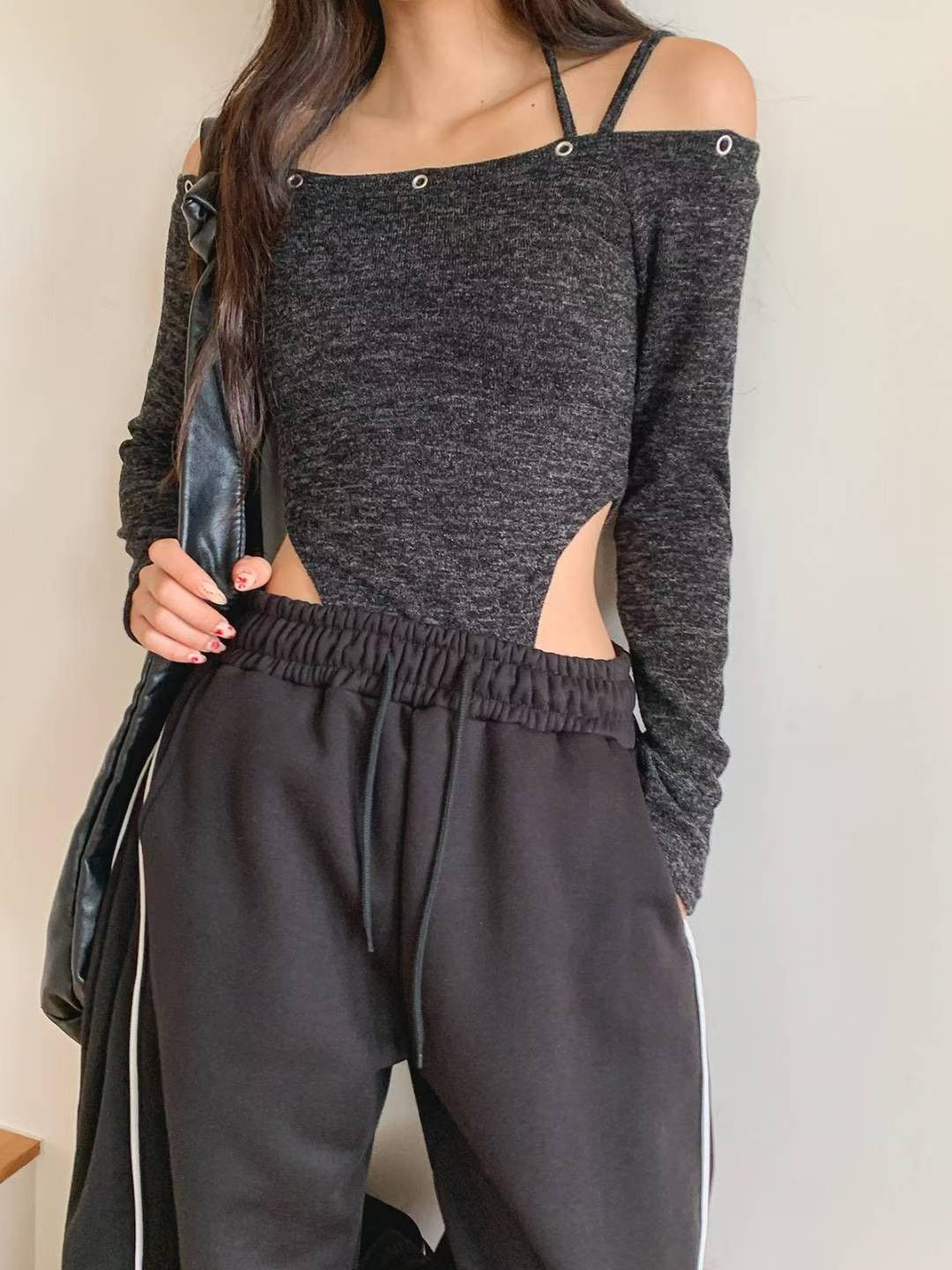 K612703韓國圓環一字領針織包屁衣（預購）